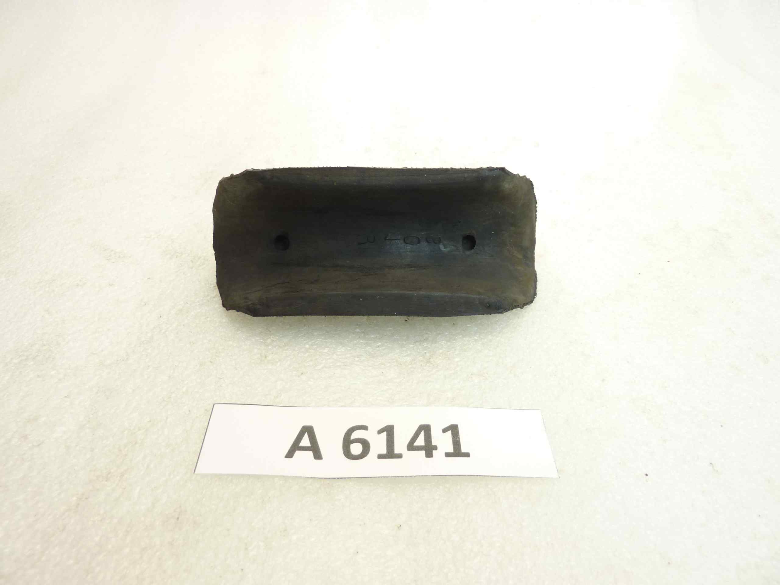 Ferma copertone moto epoca dim 12 x 4,3 cm - immagine 3
