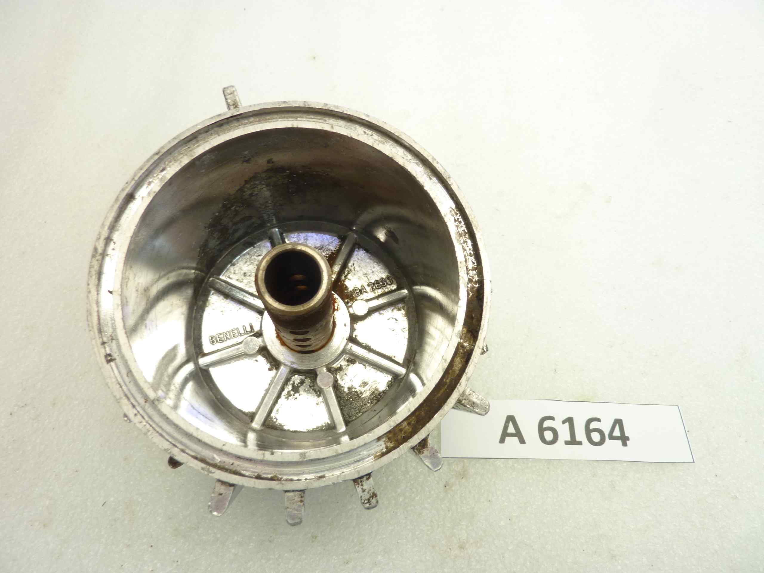 Carter coperchio Benelli 354 filtro olio 1975 - 1979 - immagine 4