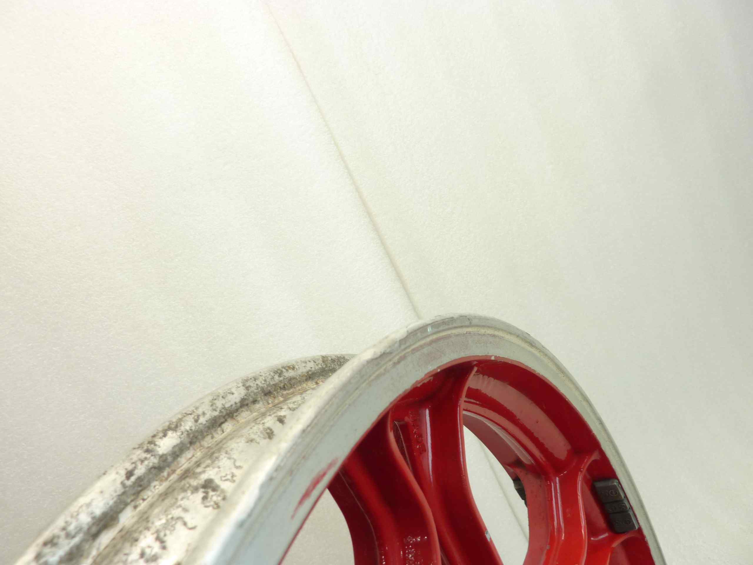 Ruota cerchio Guzzi 850 Le Mans anteriore 2,15 x 18 - immagine 12