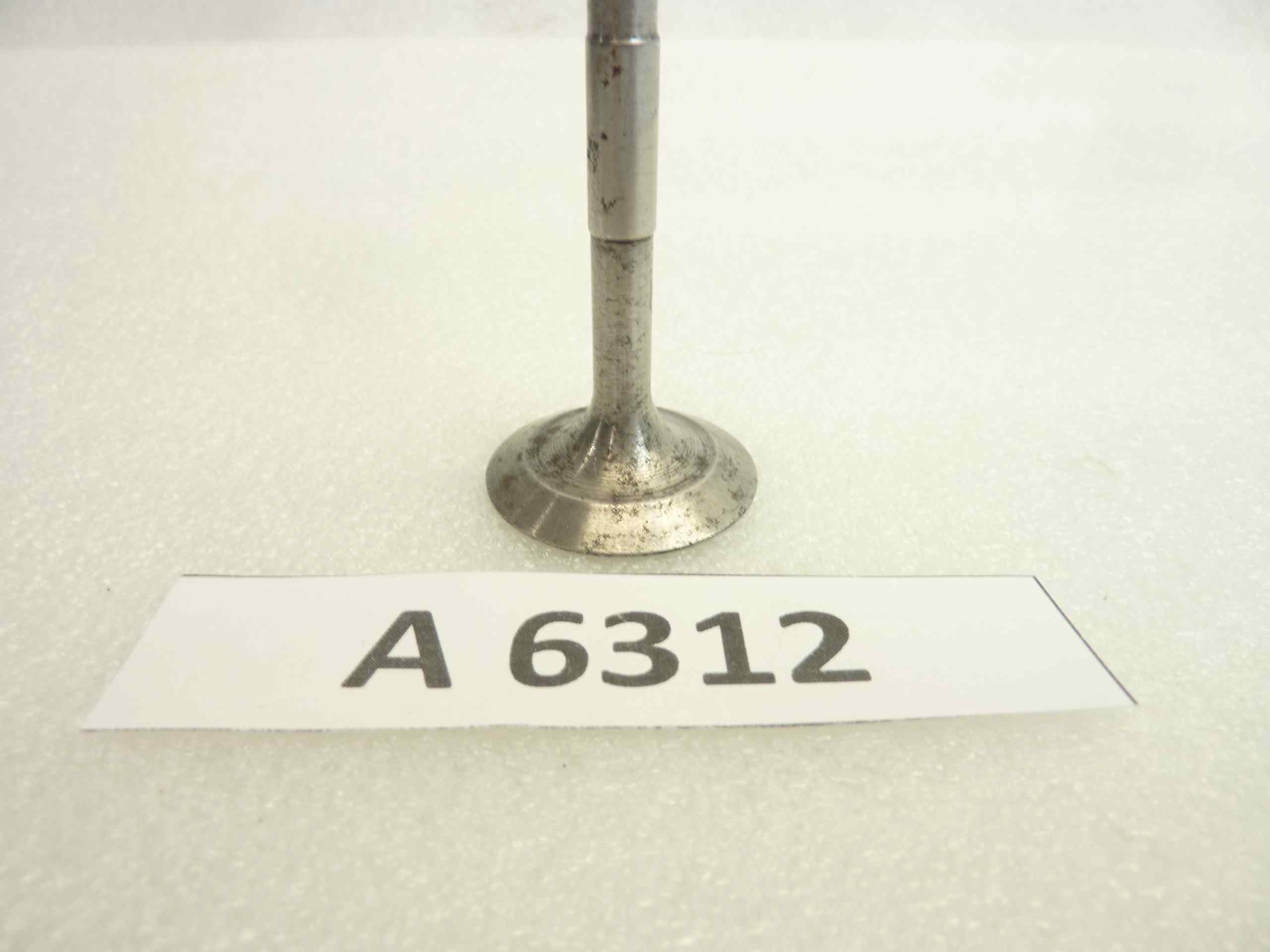Valvola testa diam 32 mm - stelo diam 7 mm- lungh. Tot. 102 mm aspirazione o scarico nuovo fondo di magazzino - immagine 3
