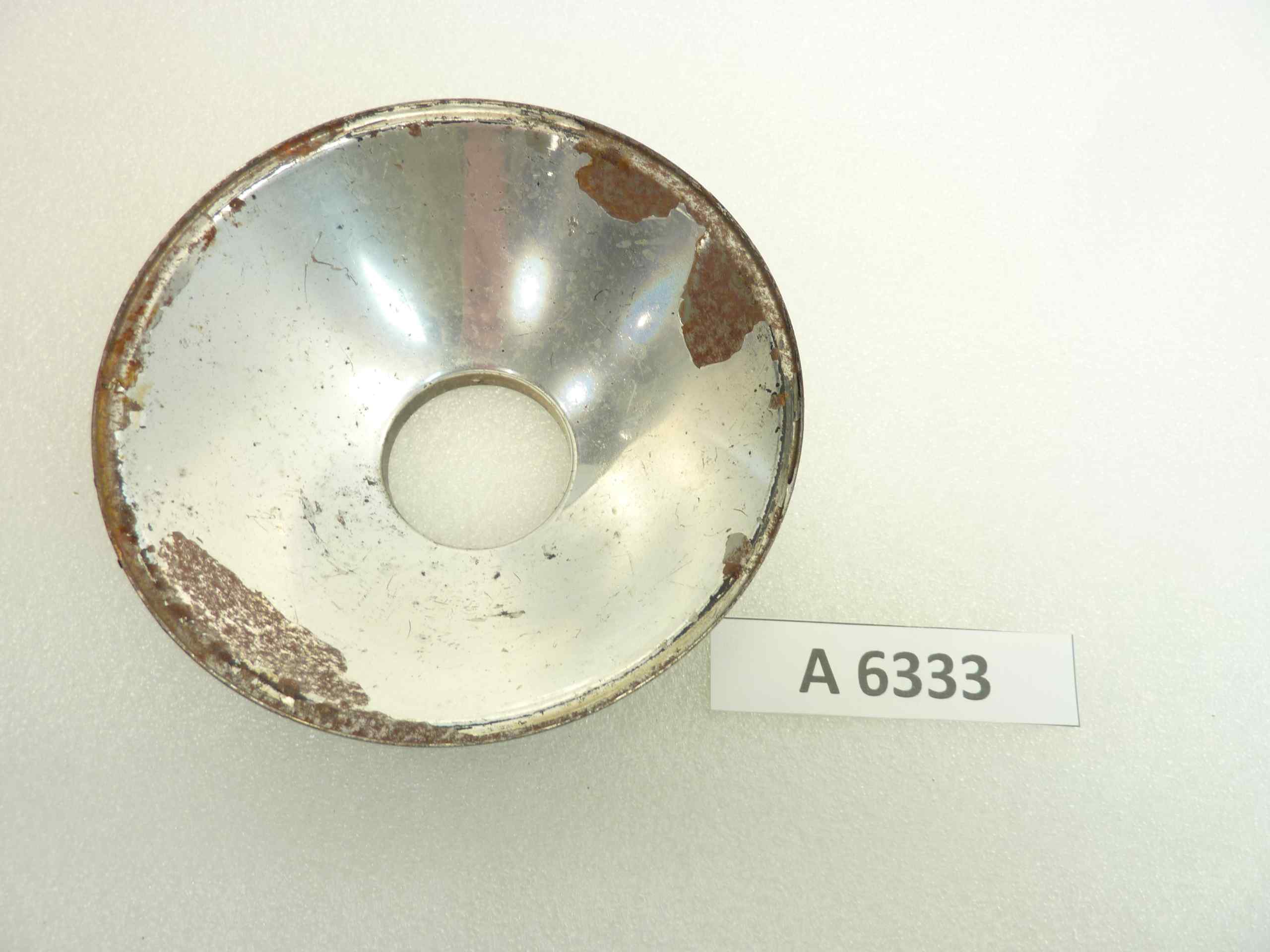Parabola faro Cev 6811 diam sede vetro 137 mm - diam foro 45 mm moto auto epoca