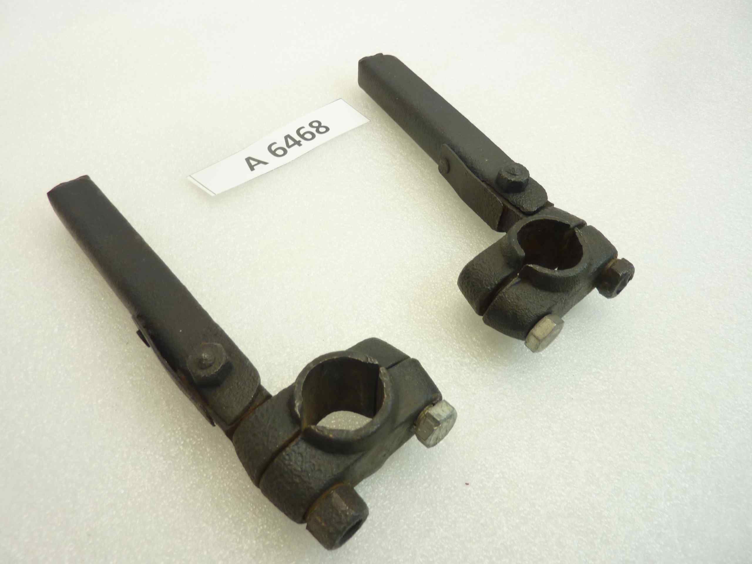 Pedane poggiapiedi moto epoca universali diam staffe 22 mm coppia - immagine 2