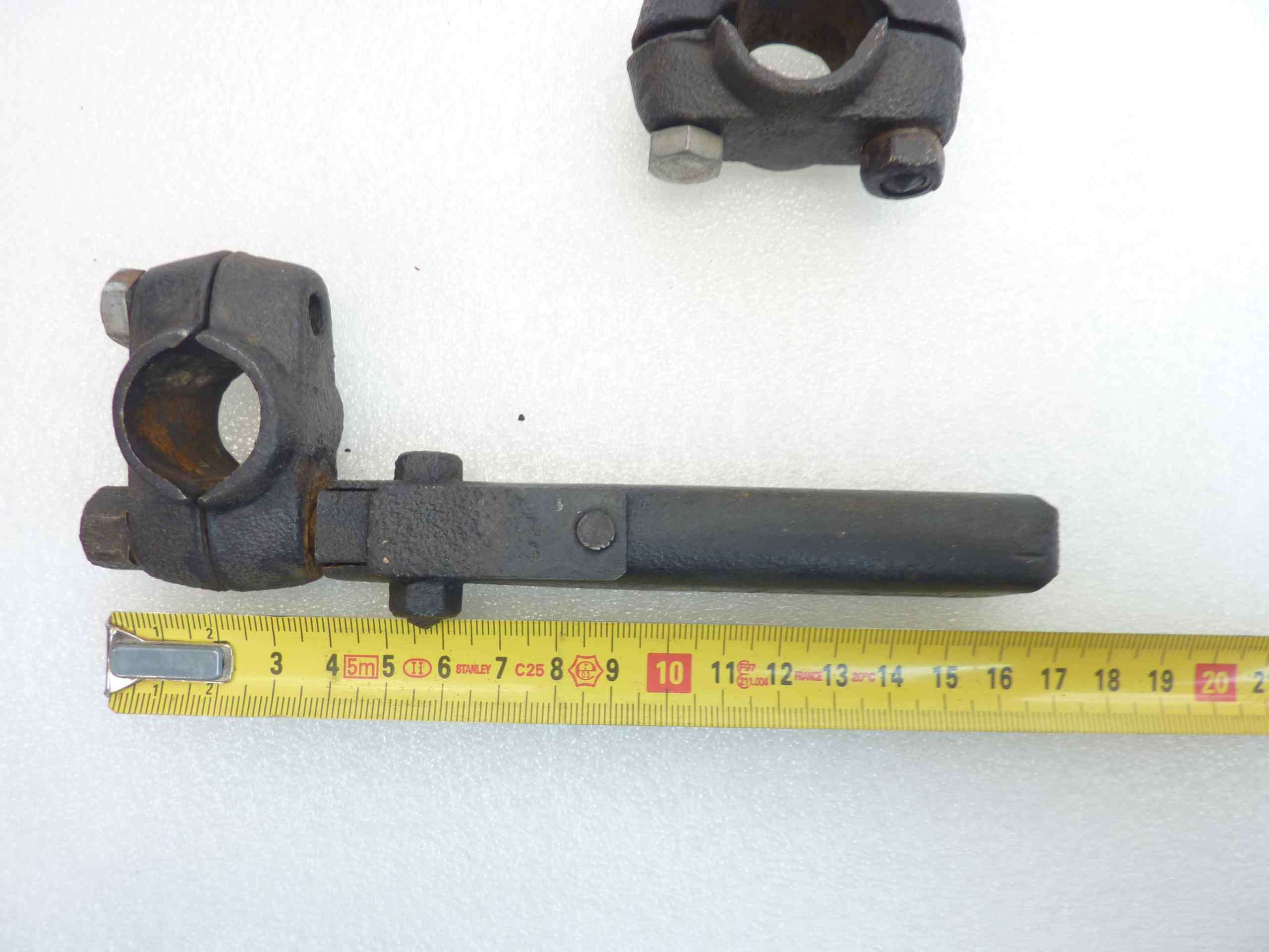 Pedane poggiapiedi moto epoca universali diam staffe 22 mm coppia - immagine 5