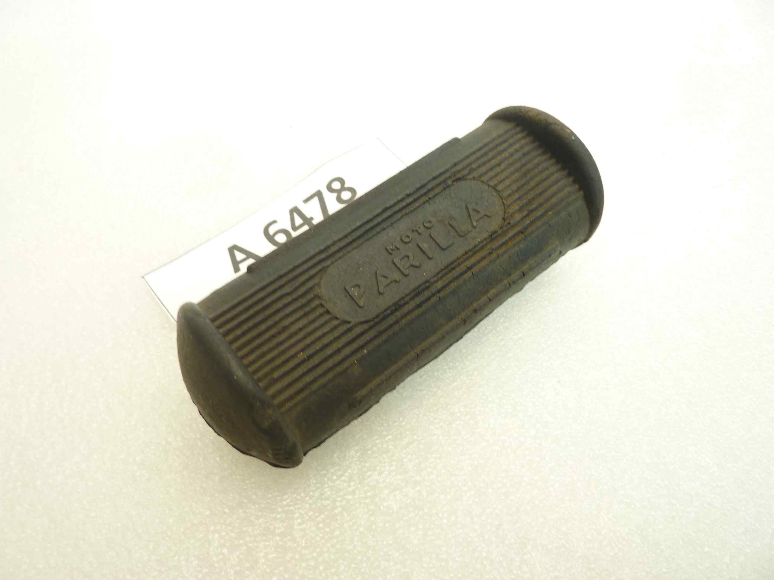 Gomma pedana poggiapiedi Parilla largh 42 mm alt 29 mm lungh 106 mm diam foro 14 mm nuovo fondo di magazzino - immagine 2