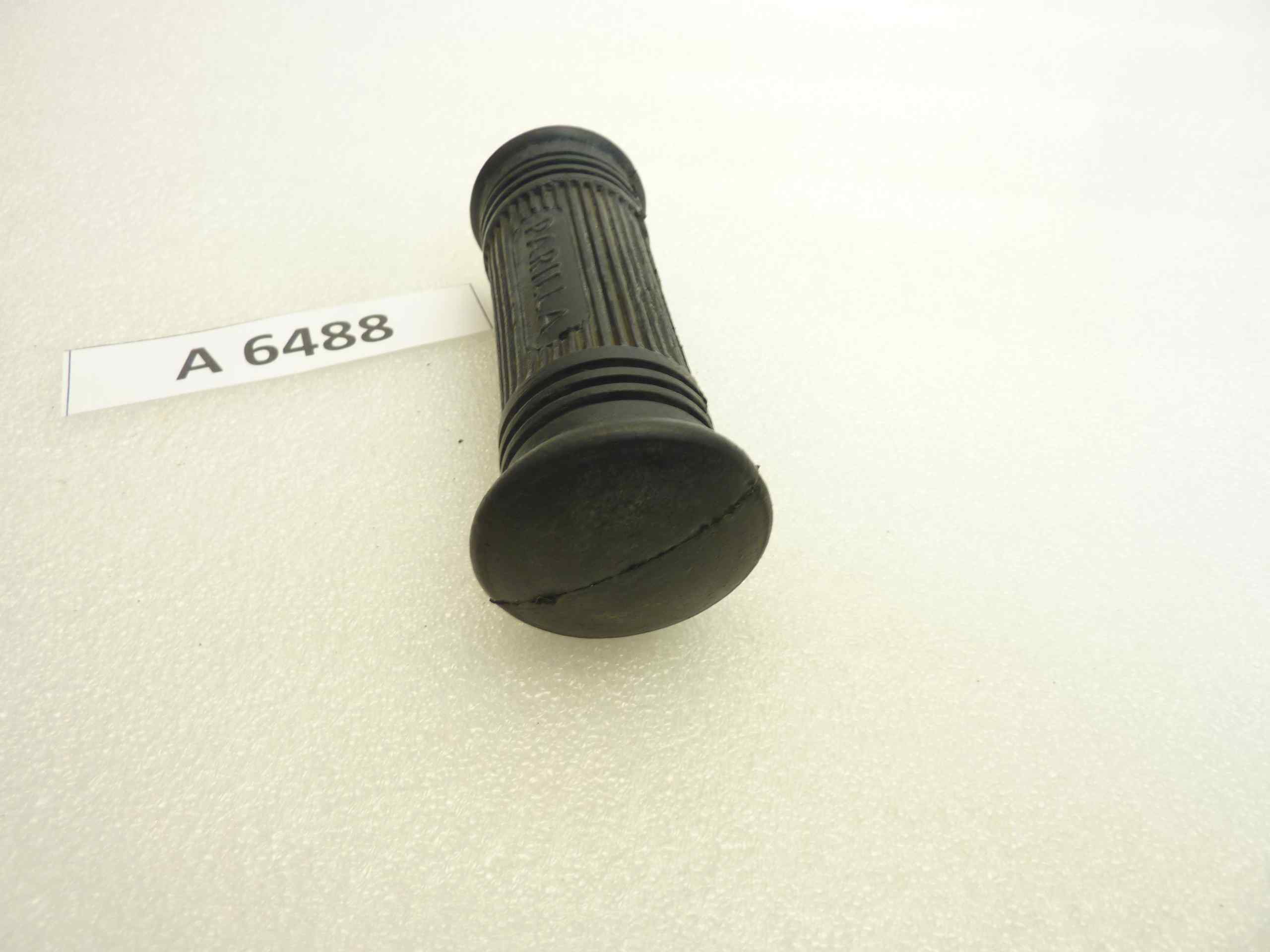 Gomma pedana poggiapiedi Parilla diam 33 mm lungh 110 mm diam foro 12 mm nuovo fondo di magazzino - immagine 4
