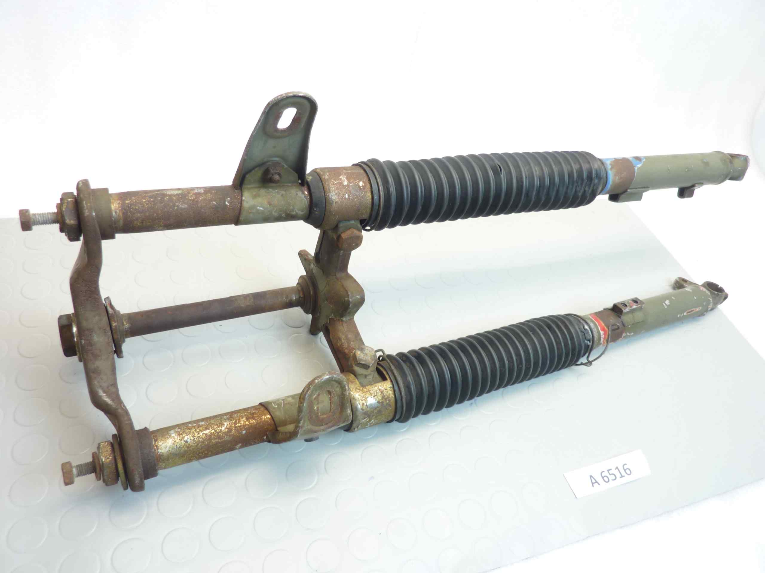 Forcella anteriore Guzzi Stornello 125 militare non testata uso ricambi - immagine 8