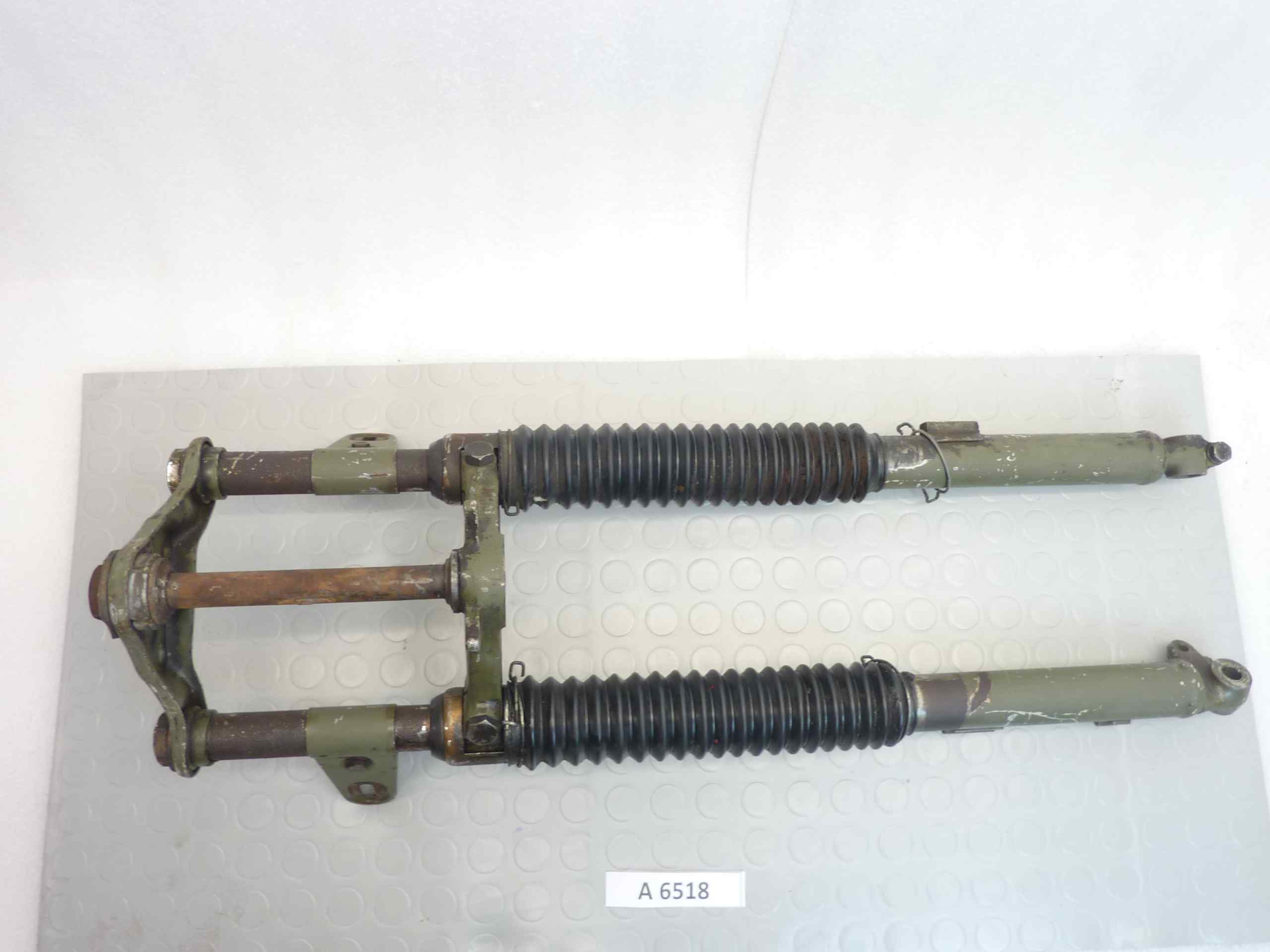 Forcella anteriore Guzzi Stornello 125 militare non testata uso ricambi - immagine 4