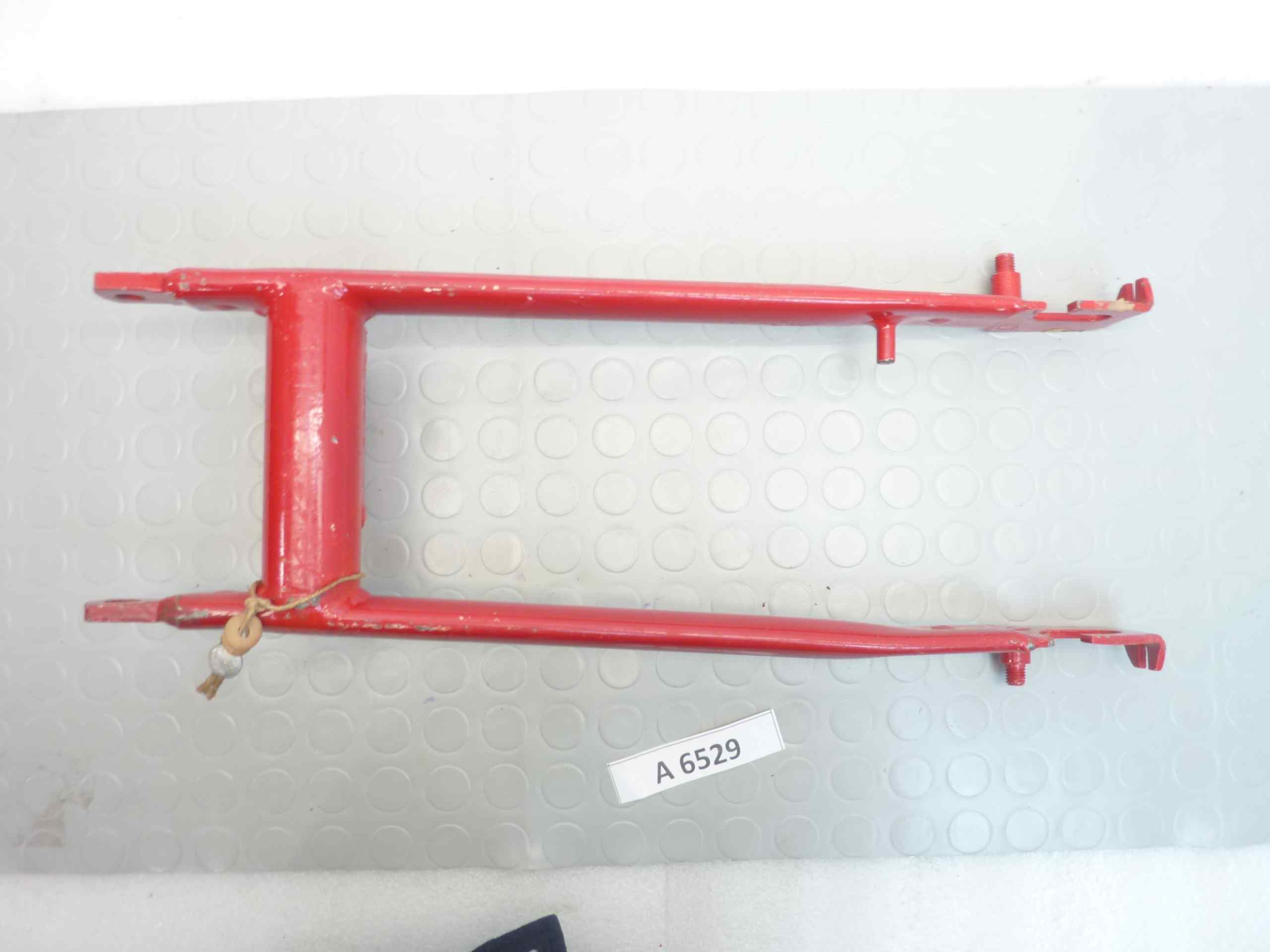 Forcellone posteriore Guzzi Zigolo 98 prima serie cod 24386 nuovo fondo di magazzino - immagine 7