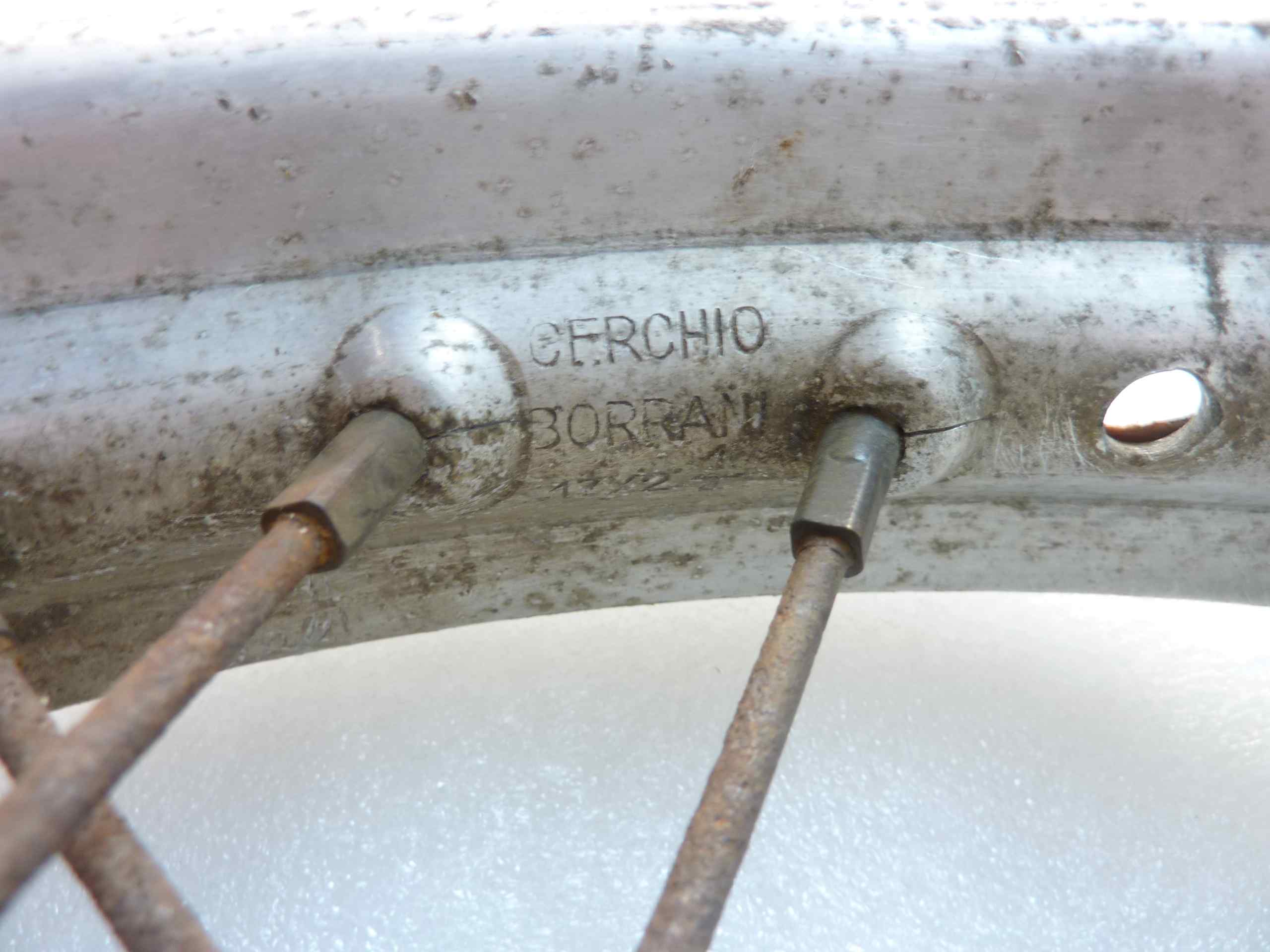 Cerchio ruota Guzzi Galletto 32 raggi - immagine 5