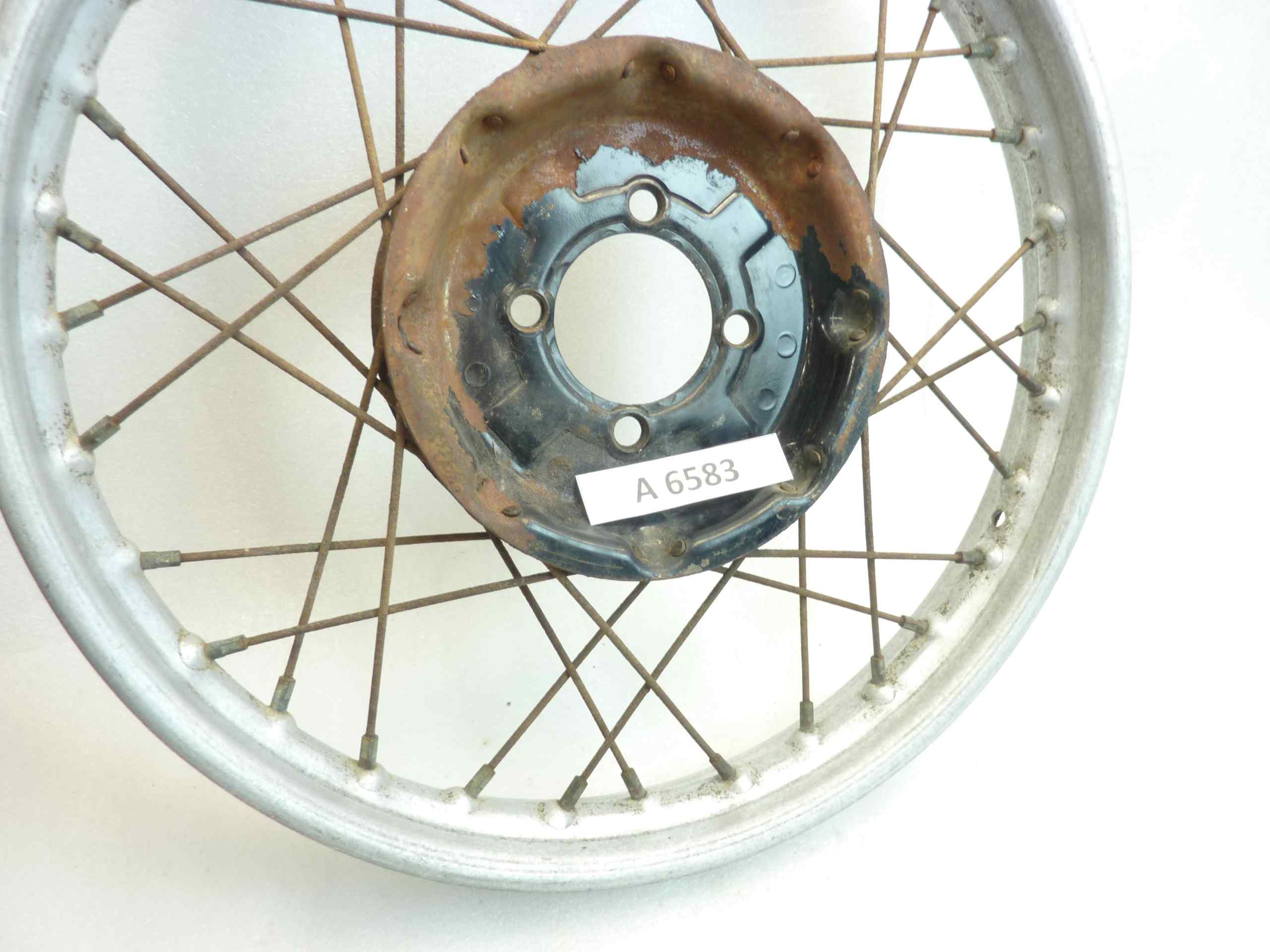 Cerchio ruota Guzzi Galletto 32 raggi - immagine 2