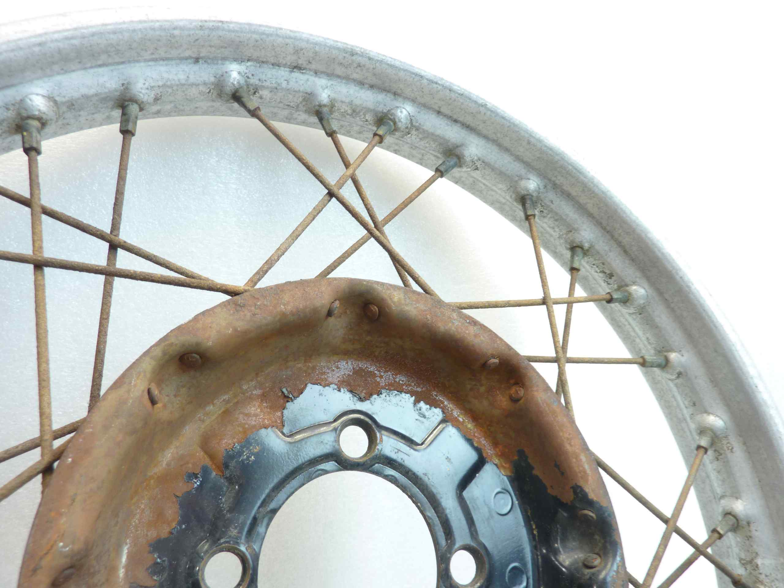 Cerchio ruota Guzzi Galletto 32 raggi - immagine 4