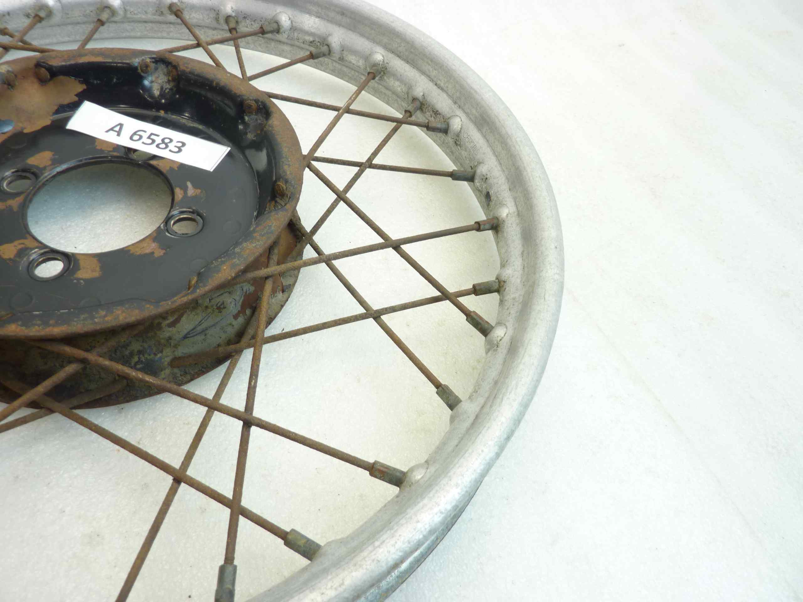 Cerchio ruota Guzzi Galletto 32 raggi - immagine 8