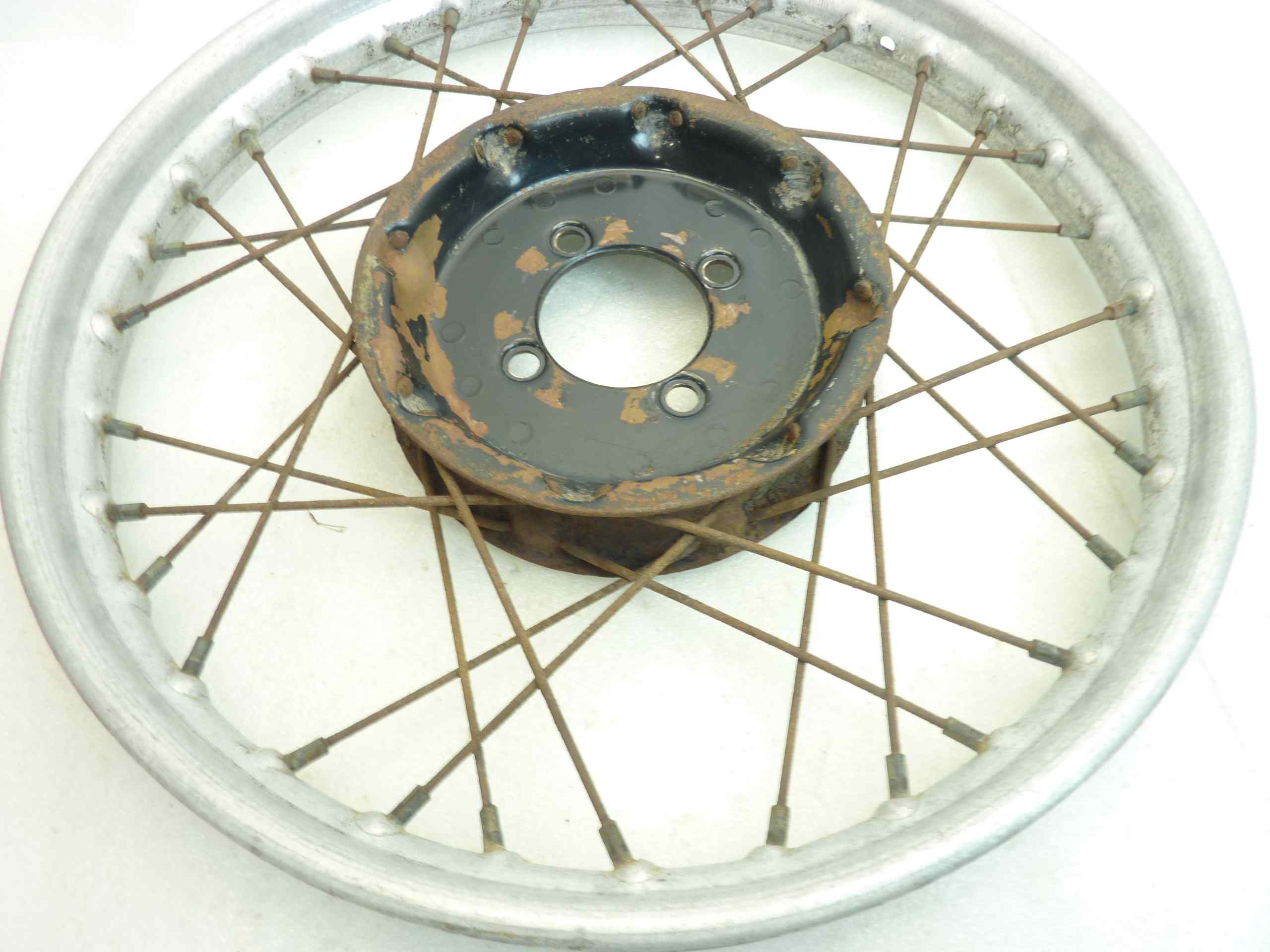 Cerchio ruota Guzzi Galletto 32 raggi - immagine 10