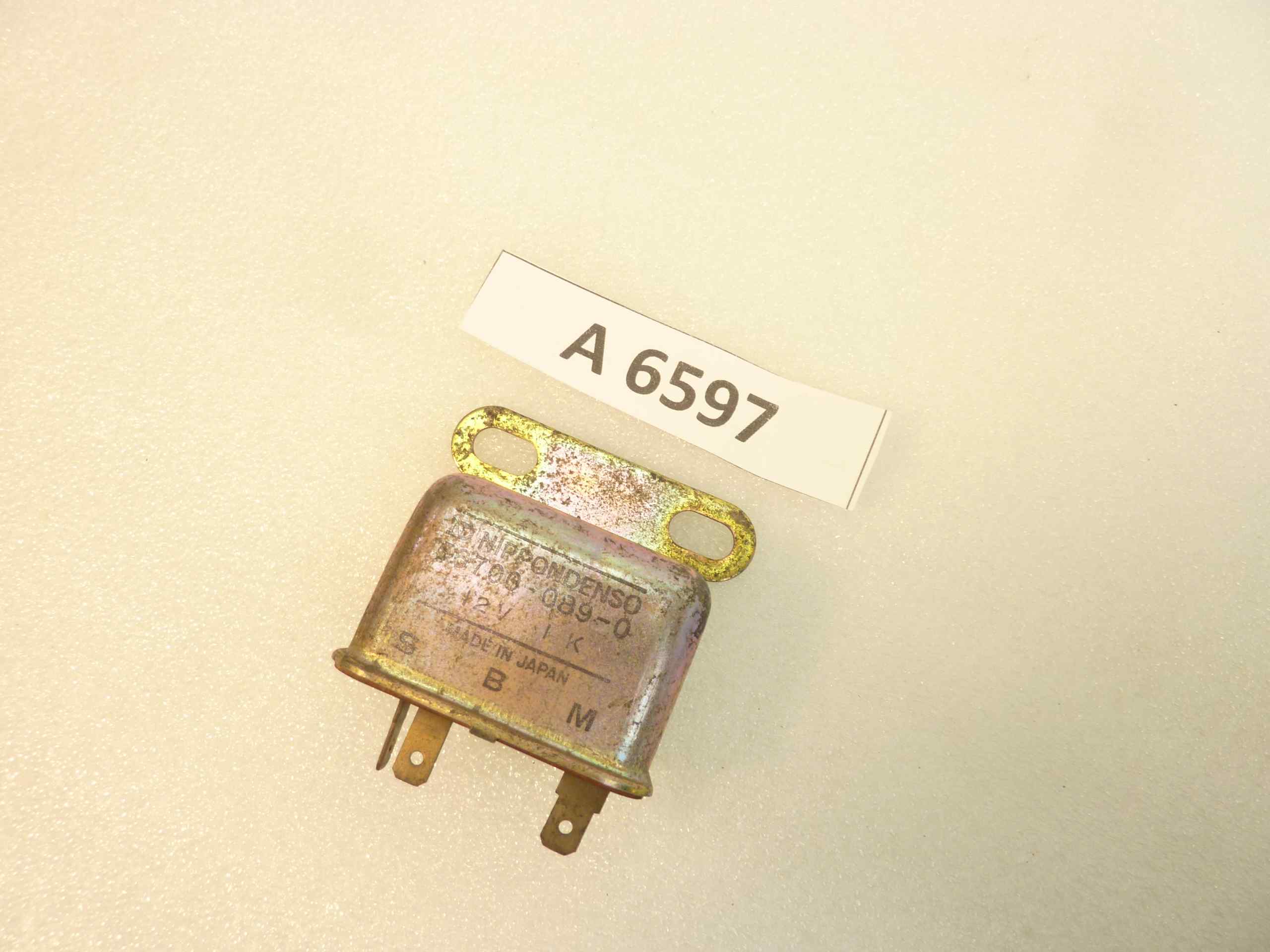 Rele' relais frecce Nippondenso cod 567000890 12V IK