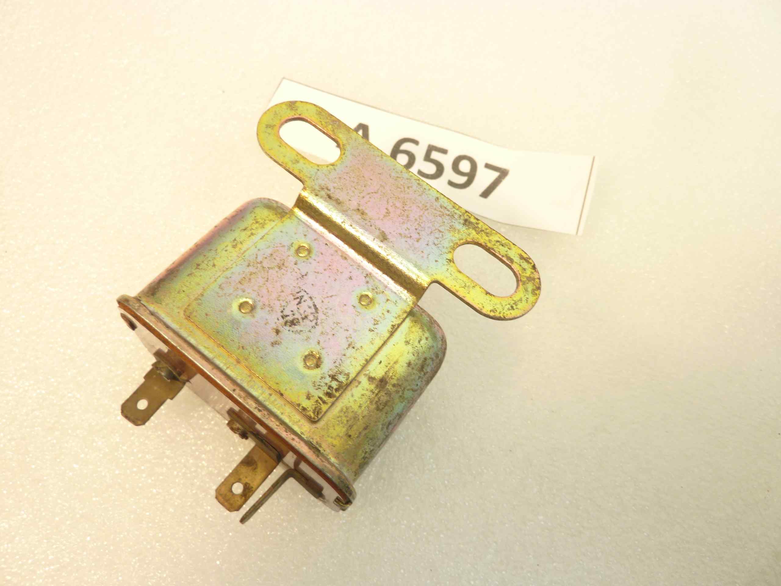 Rele' relais frecce Nippondenso cod 567000890 12V IK - immagine 4