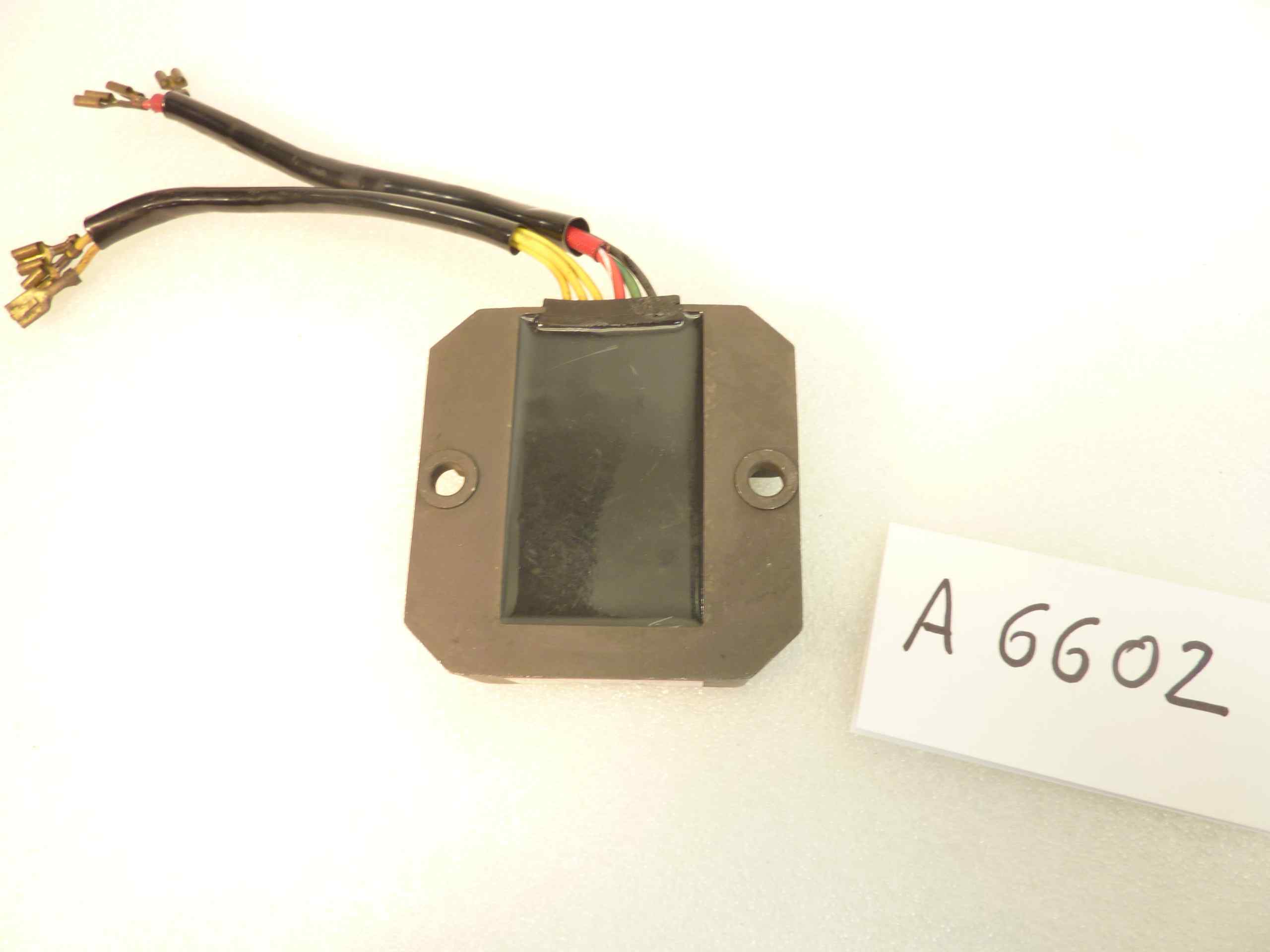 Regolatore tensione Honda Four CB vari modelli SH232 12 8.9 centralina Shindengen - immagine 4