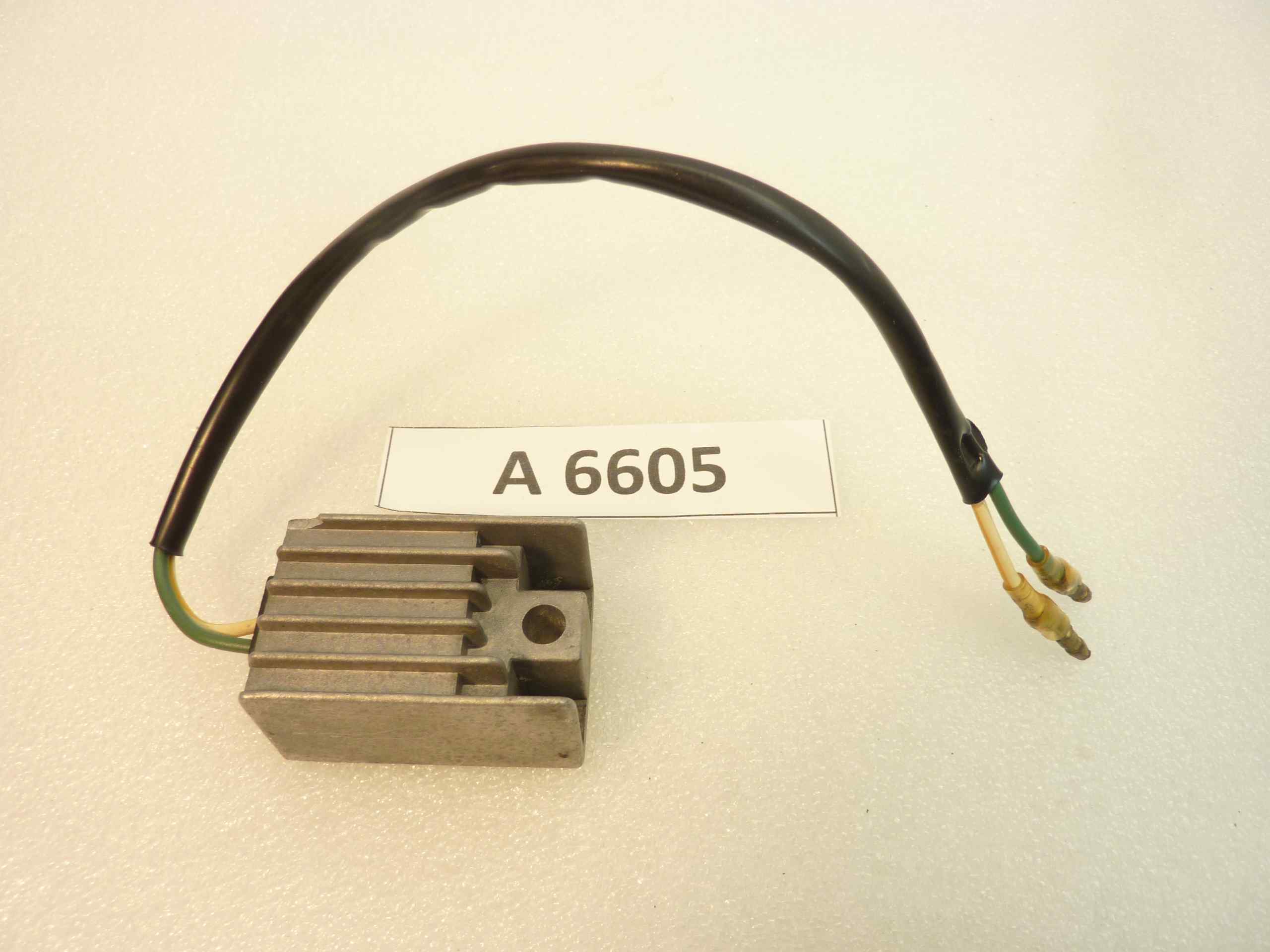 Regolatore tensione Honda XL 250 350 600 R cod SH514 12 3.9 centralina Shindengen