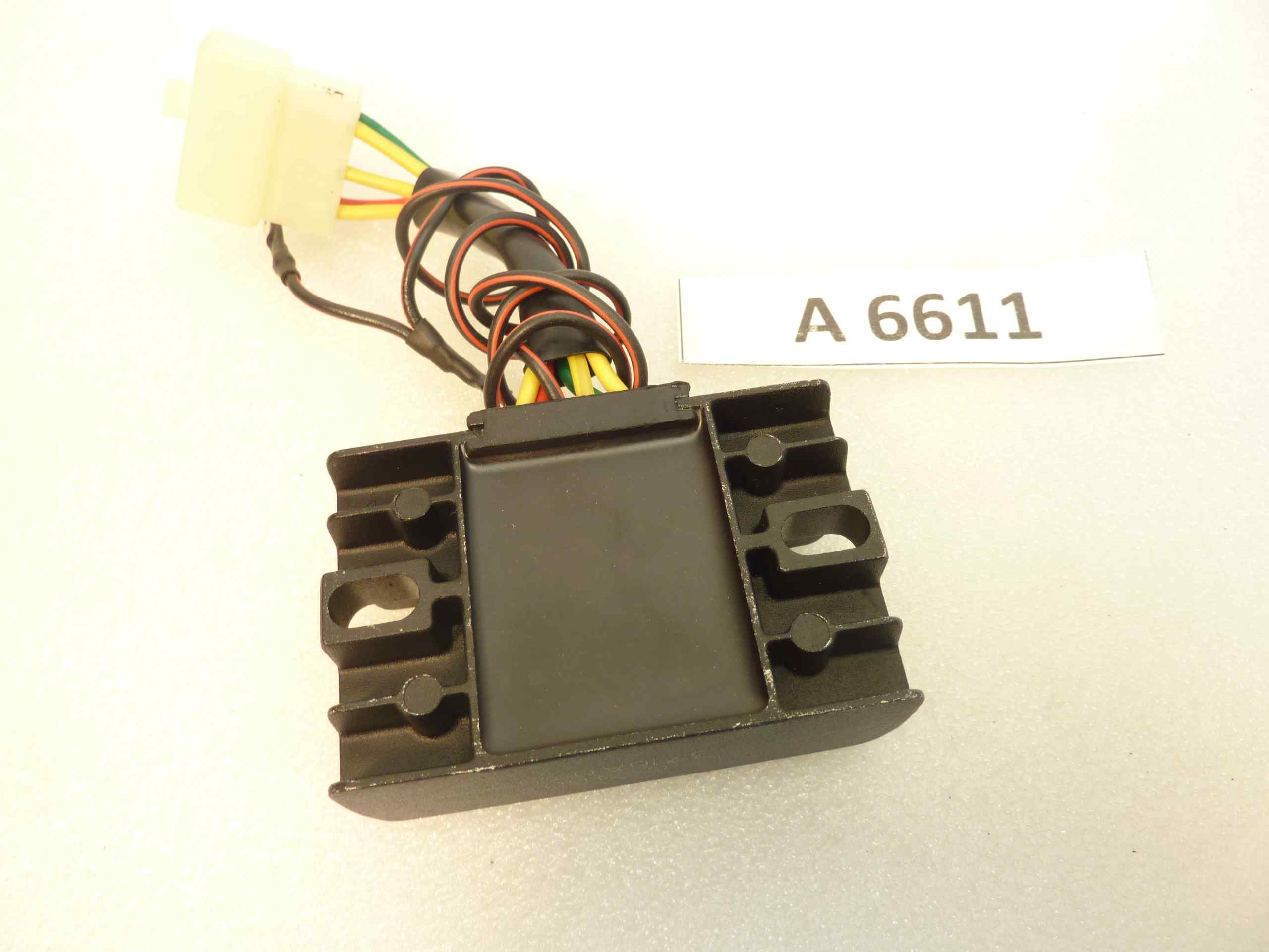 Regolatore tensione C400 3716A0393 - immagine 5