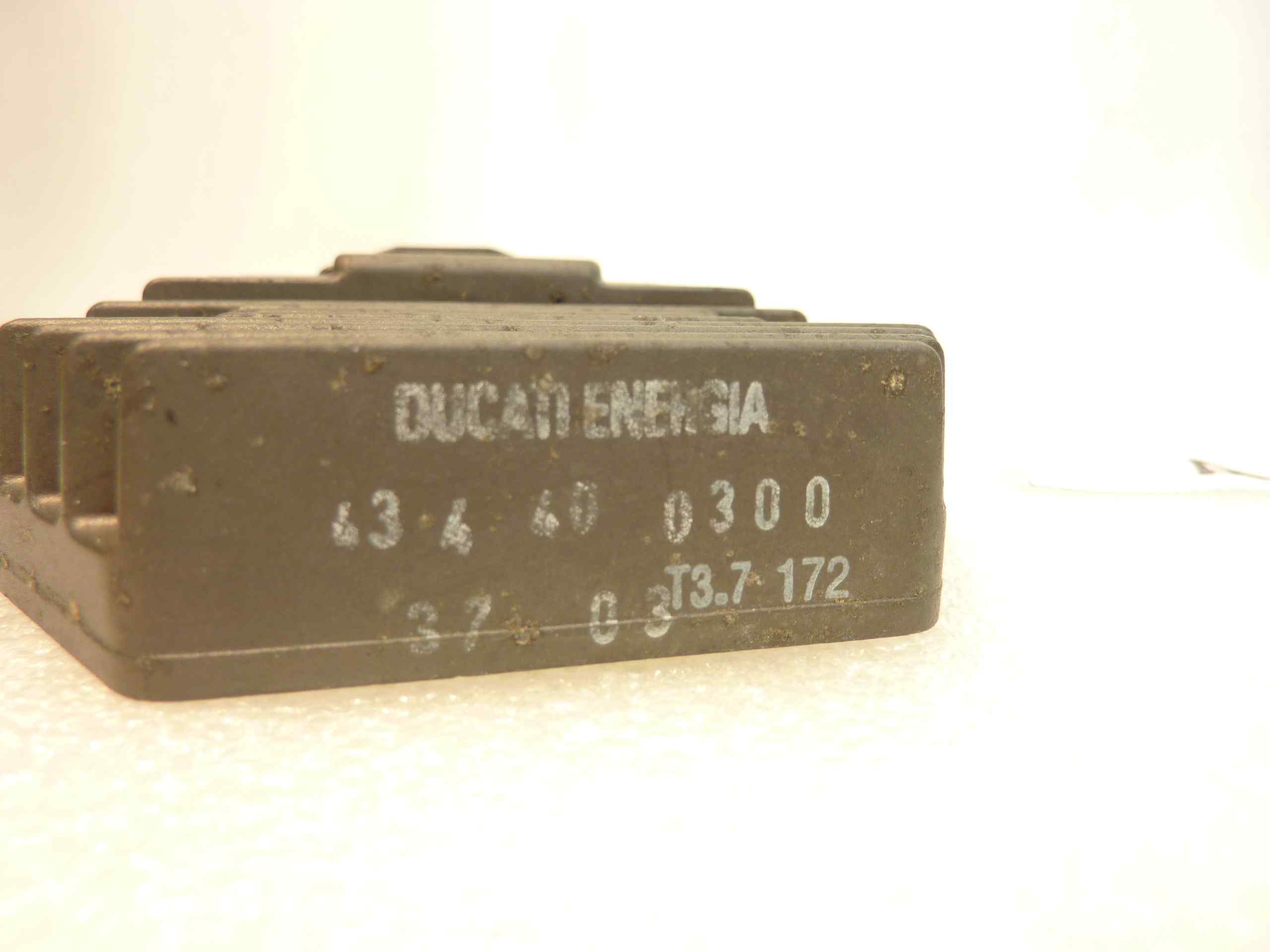 Regolatore tensione Ducati Energia cod 43440 0300 37 03 T3.7 172 - immagine 4