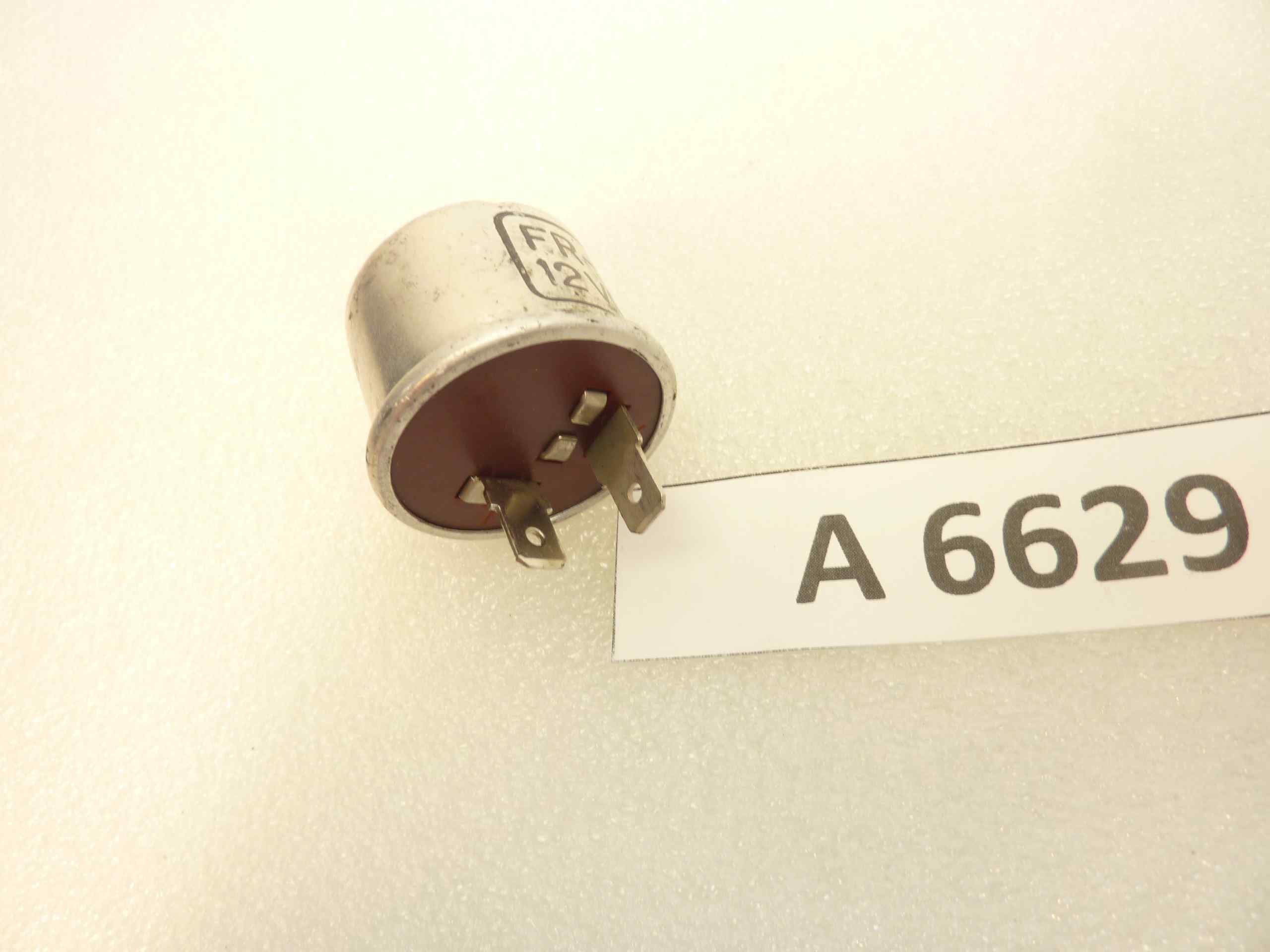 Rele' relais intermittenza Mitsuba FR 9H 12V nuovo fondo di magazzino - immagine 4