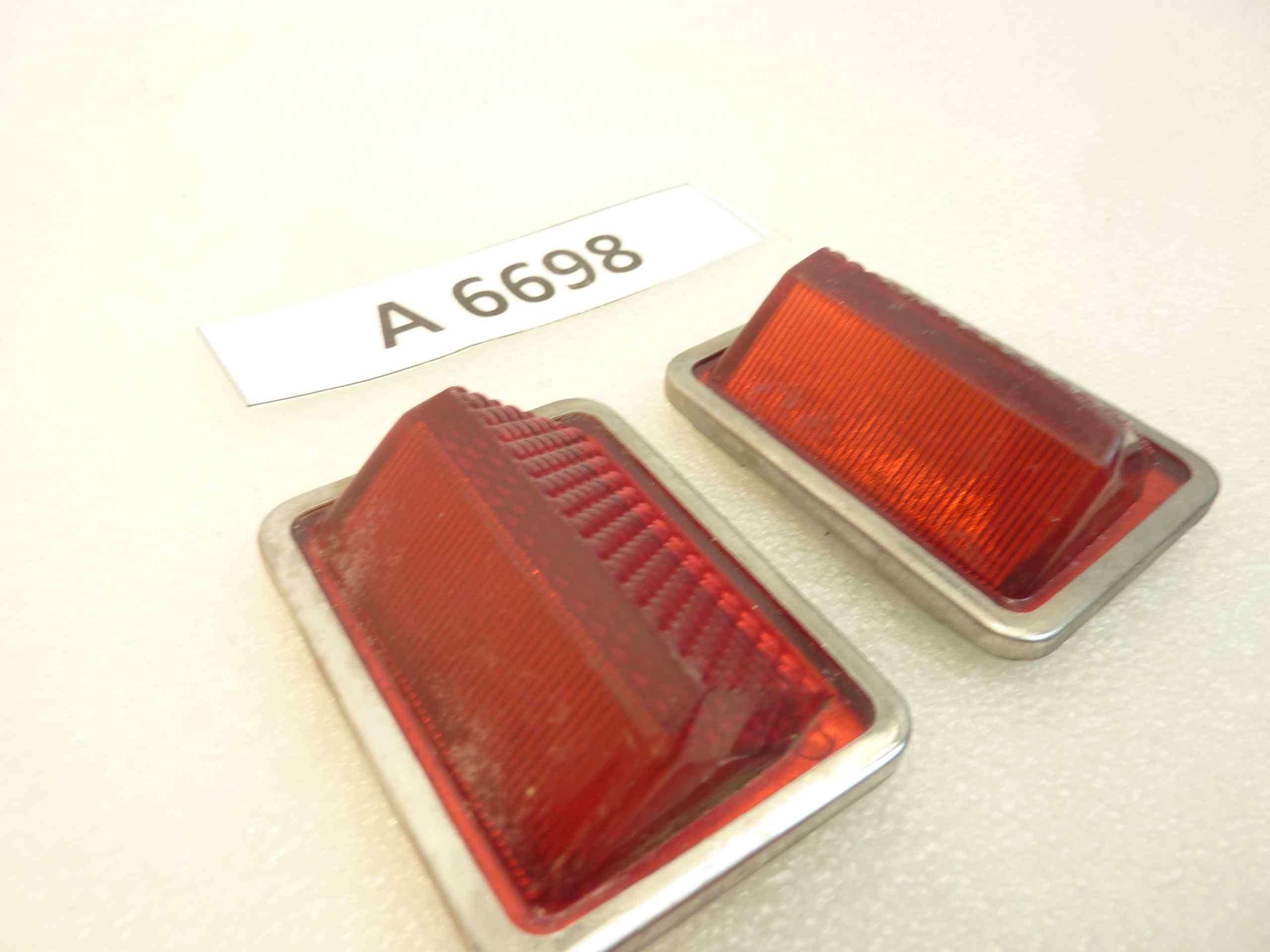 Coppia catadiottri Fiat 124 Spider catarinfrangenti portiere originali - immagine 3
