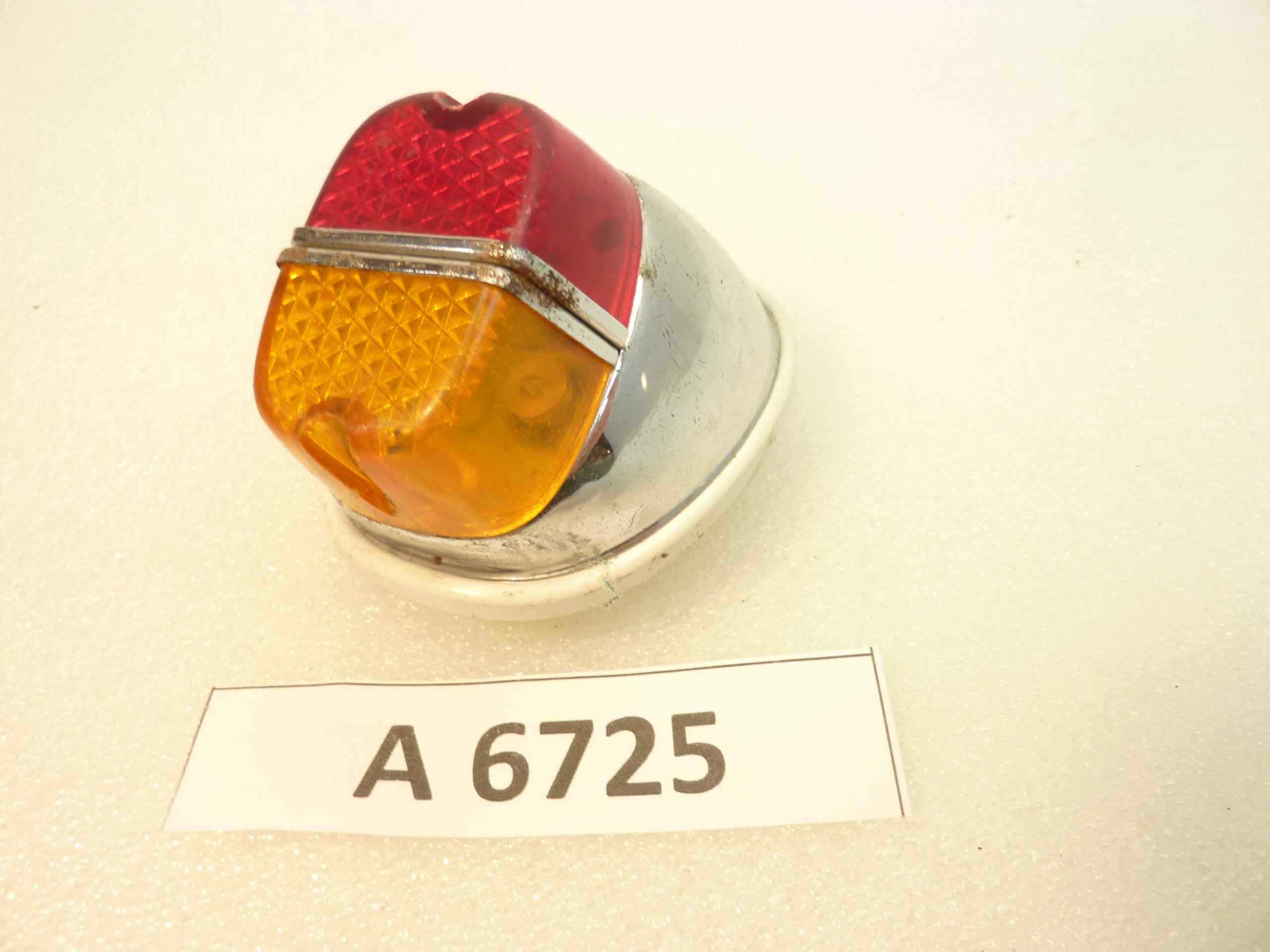 Luce supplementare Vespa Lambretta Biemme 570 - immagine 2