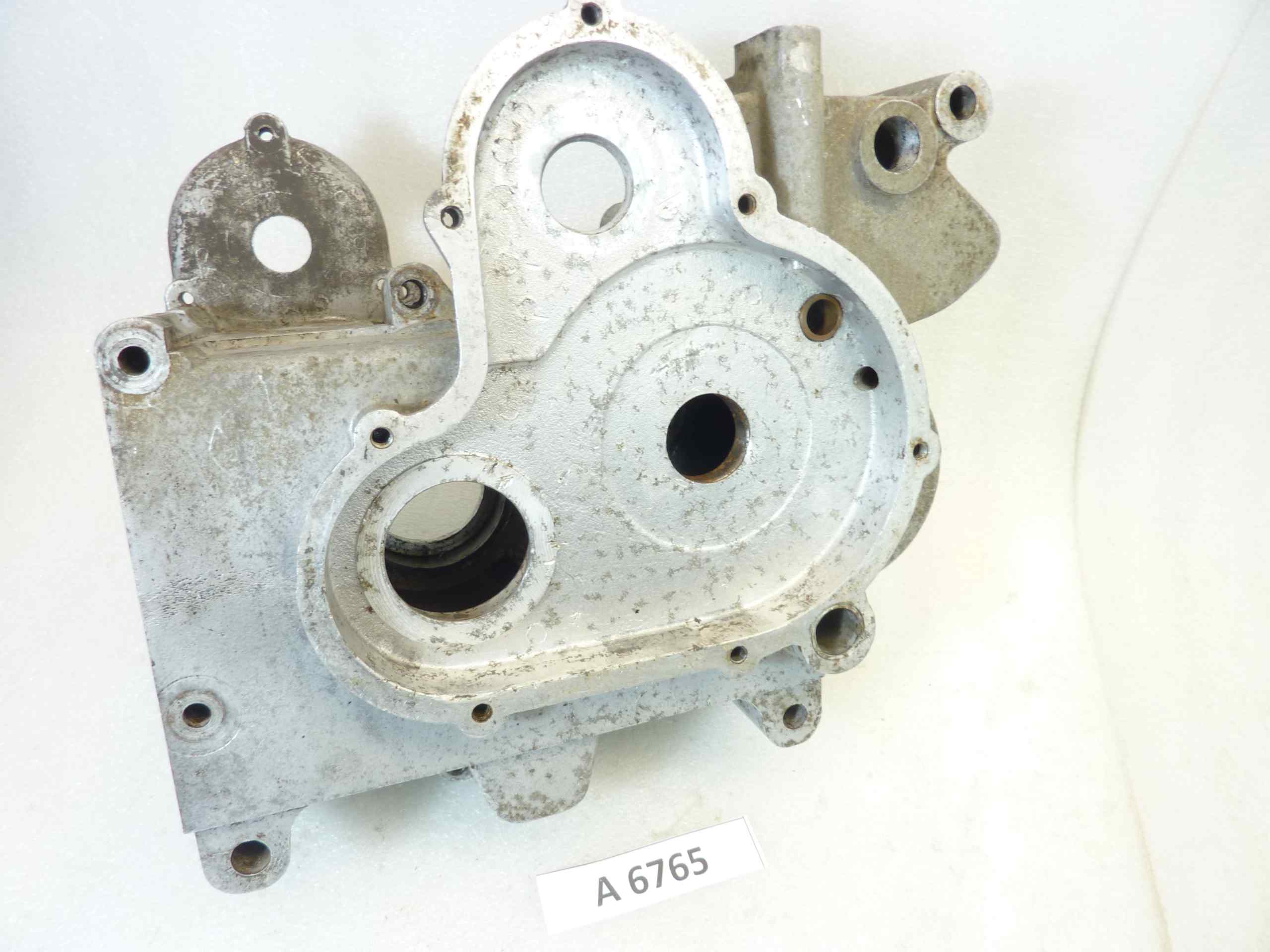 Basamento carter motore Guzzi Airone 250 4V cod M2304 M2303 sigla motore MBN99 vedi foto - immagine 8