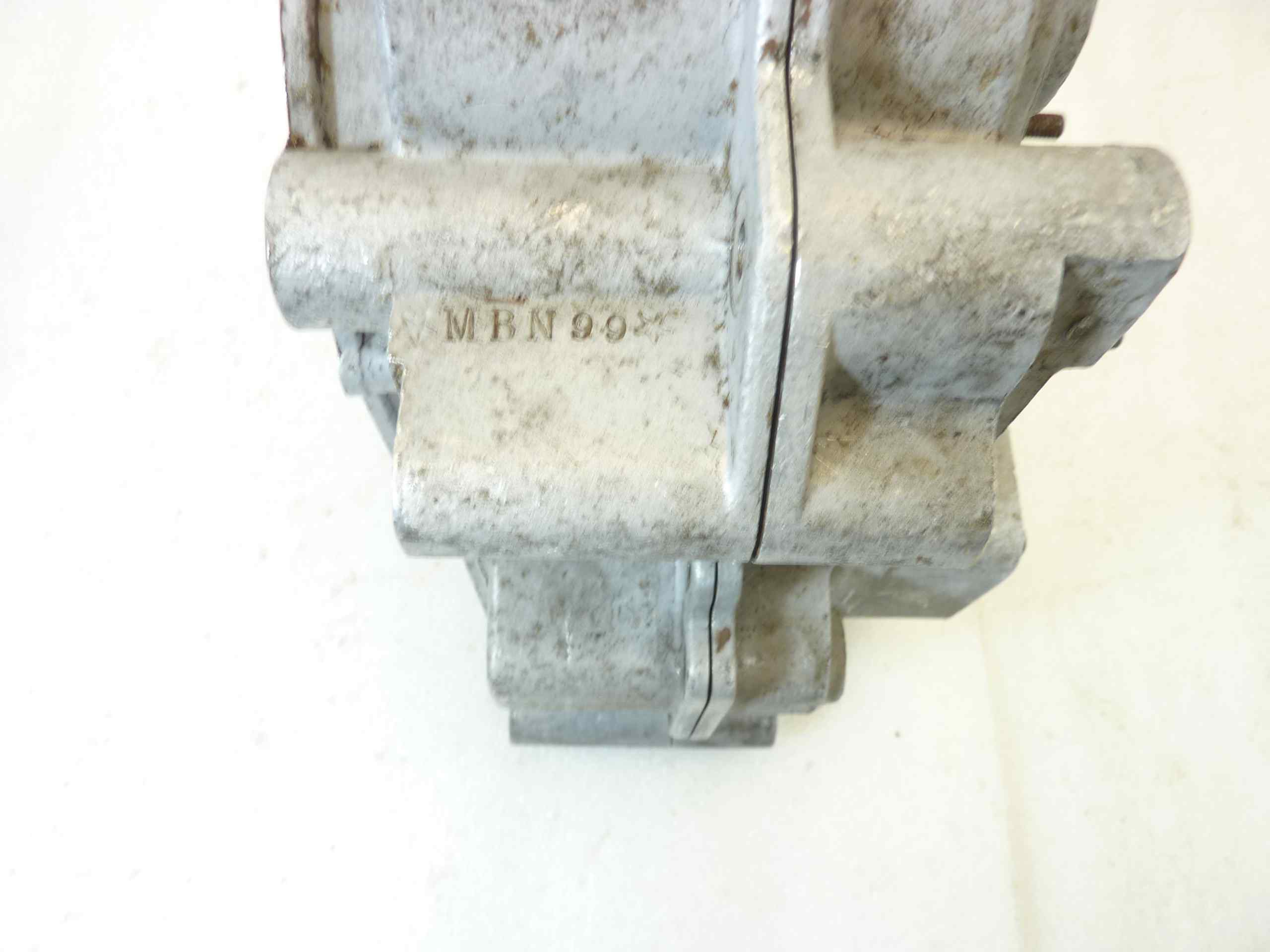 Basamento carter motore Guzzi Airone 250 4V cod M2304 M2303 sigla motore MBN99 vedi foto - immagine 10