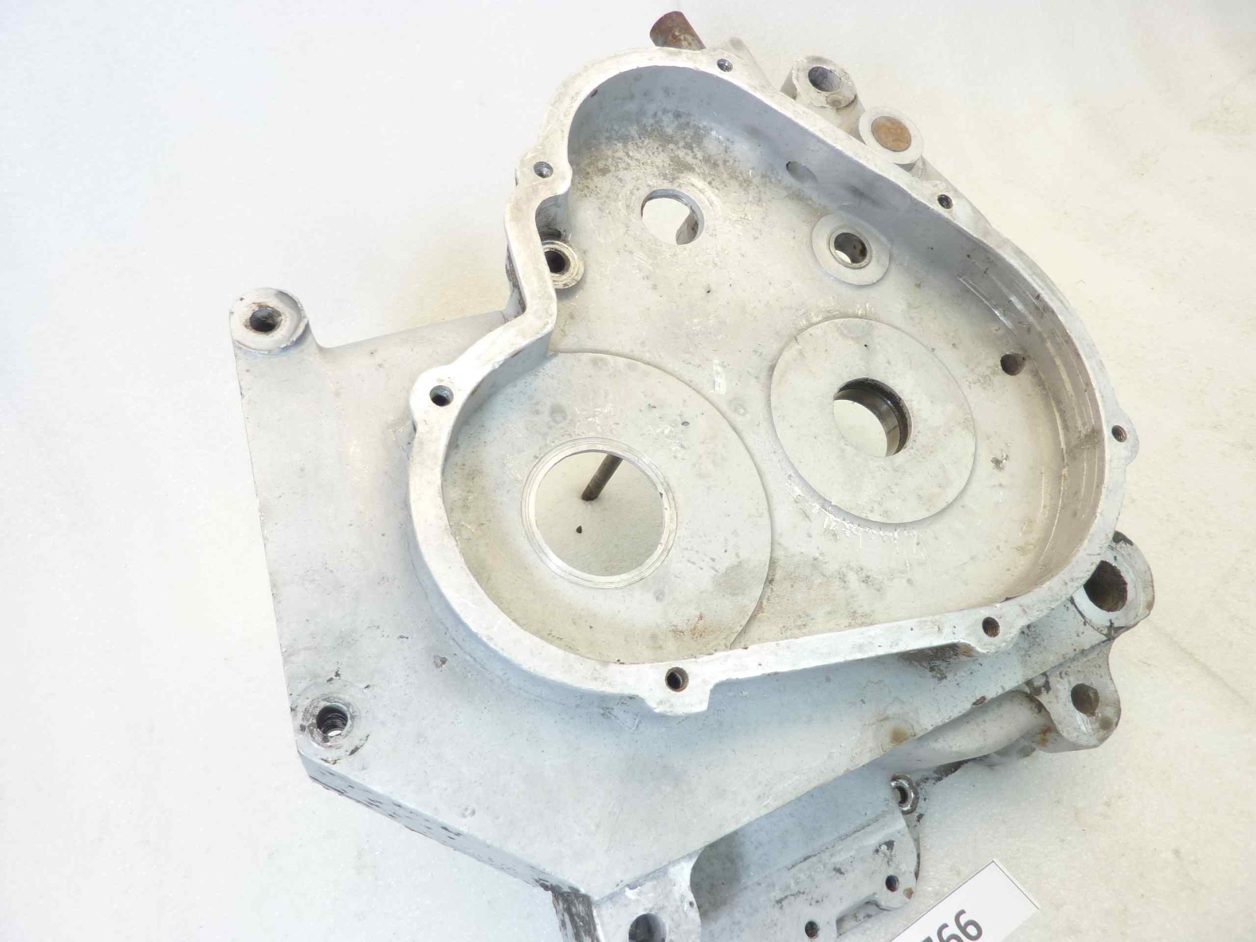 Basamento carter motore Guzzi Superalce cod M9104 sinistro sigla motore 72194 - immagine 3
