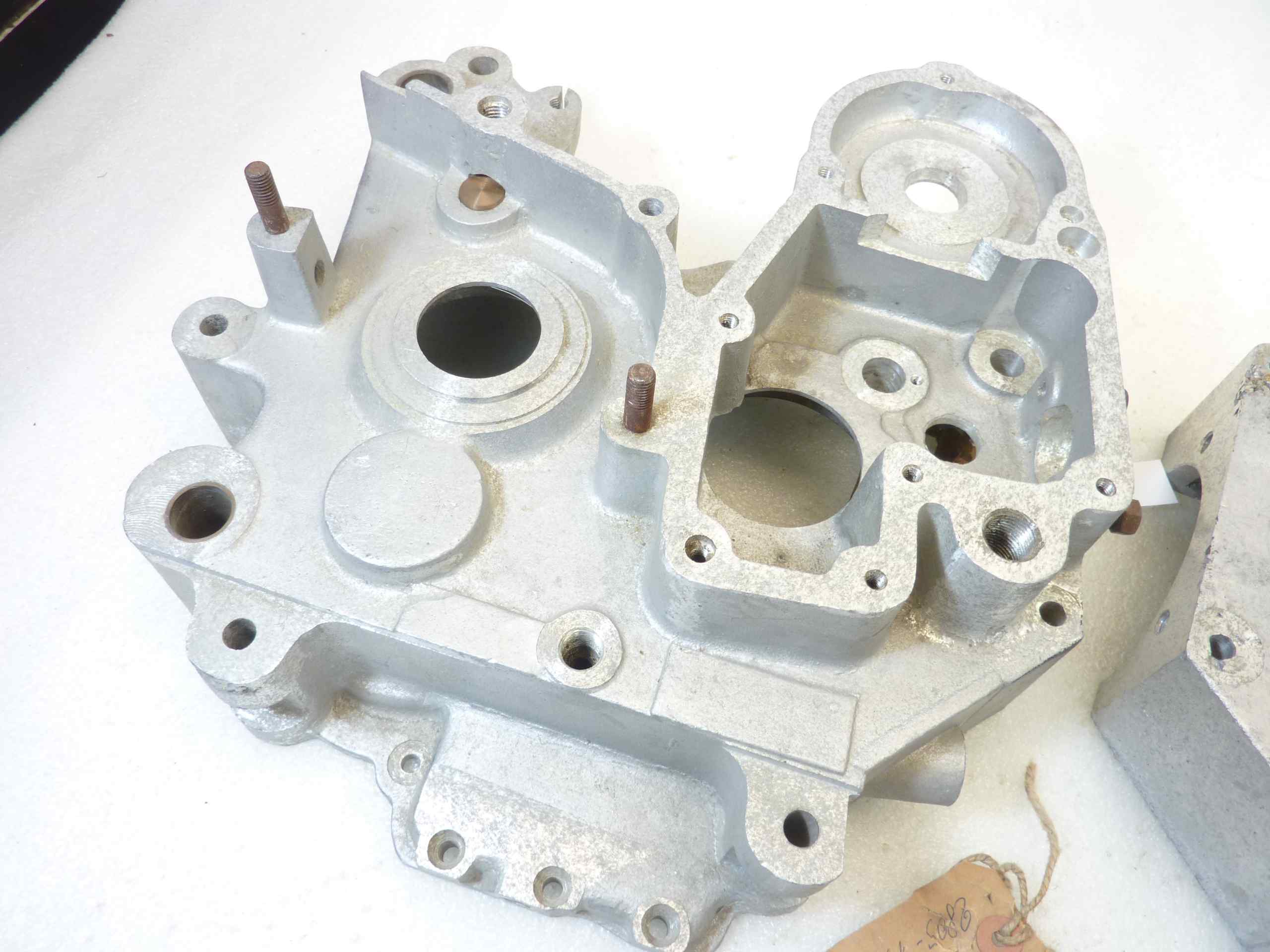 Basamento carter motore Guzzi Superalce cod M9104 M9103 no sigla motore nuovo fondo di magazzino - immagine 10