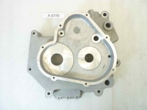 Basamento carter motore Guzzi Superalce cod M9104 sinistro no sigla motore nuovo fondo di magazzino