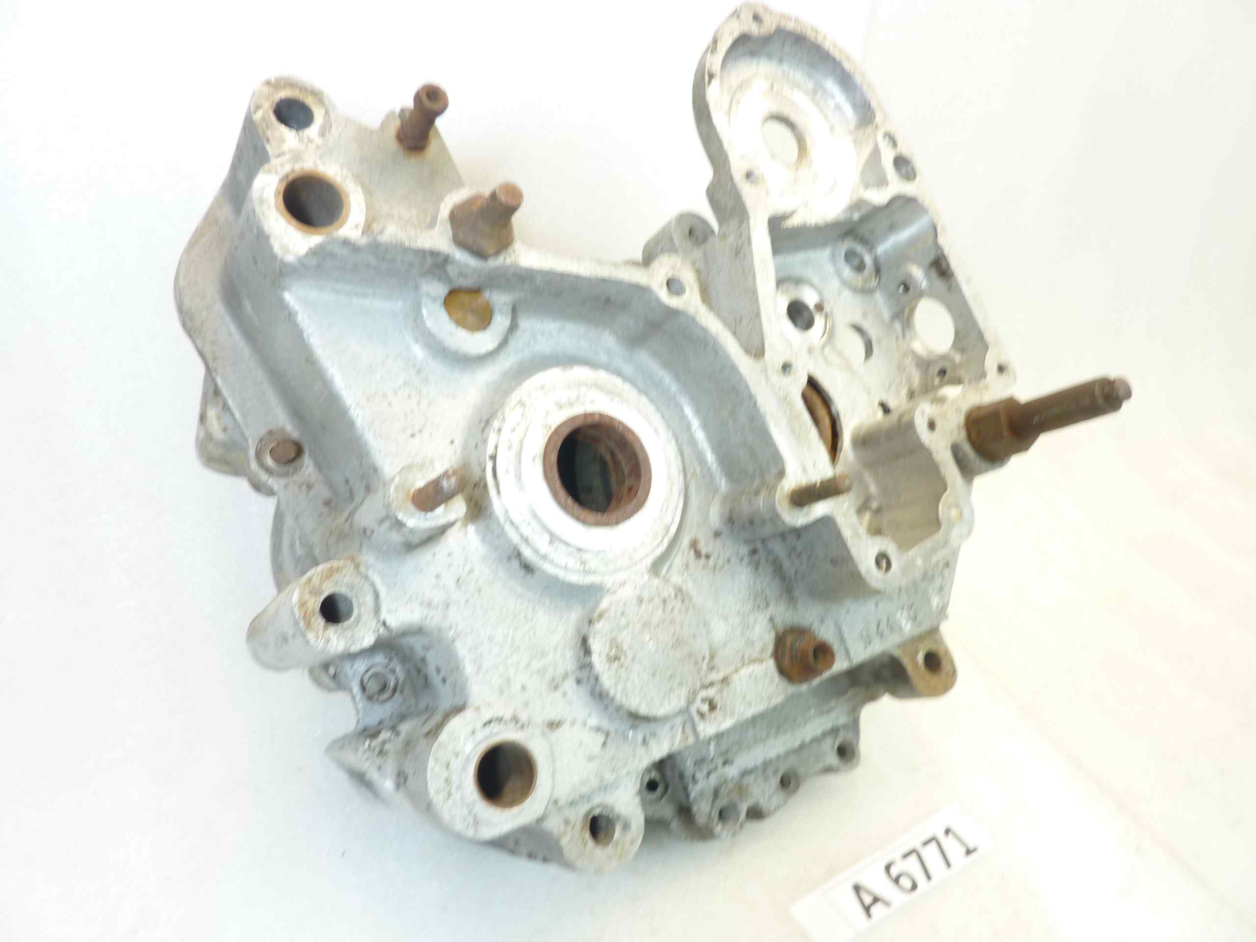 Basamento carter motore Guzzi Superalce cod M9104 M9103 sigla motore 94473 - immagine 2
