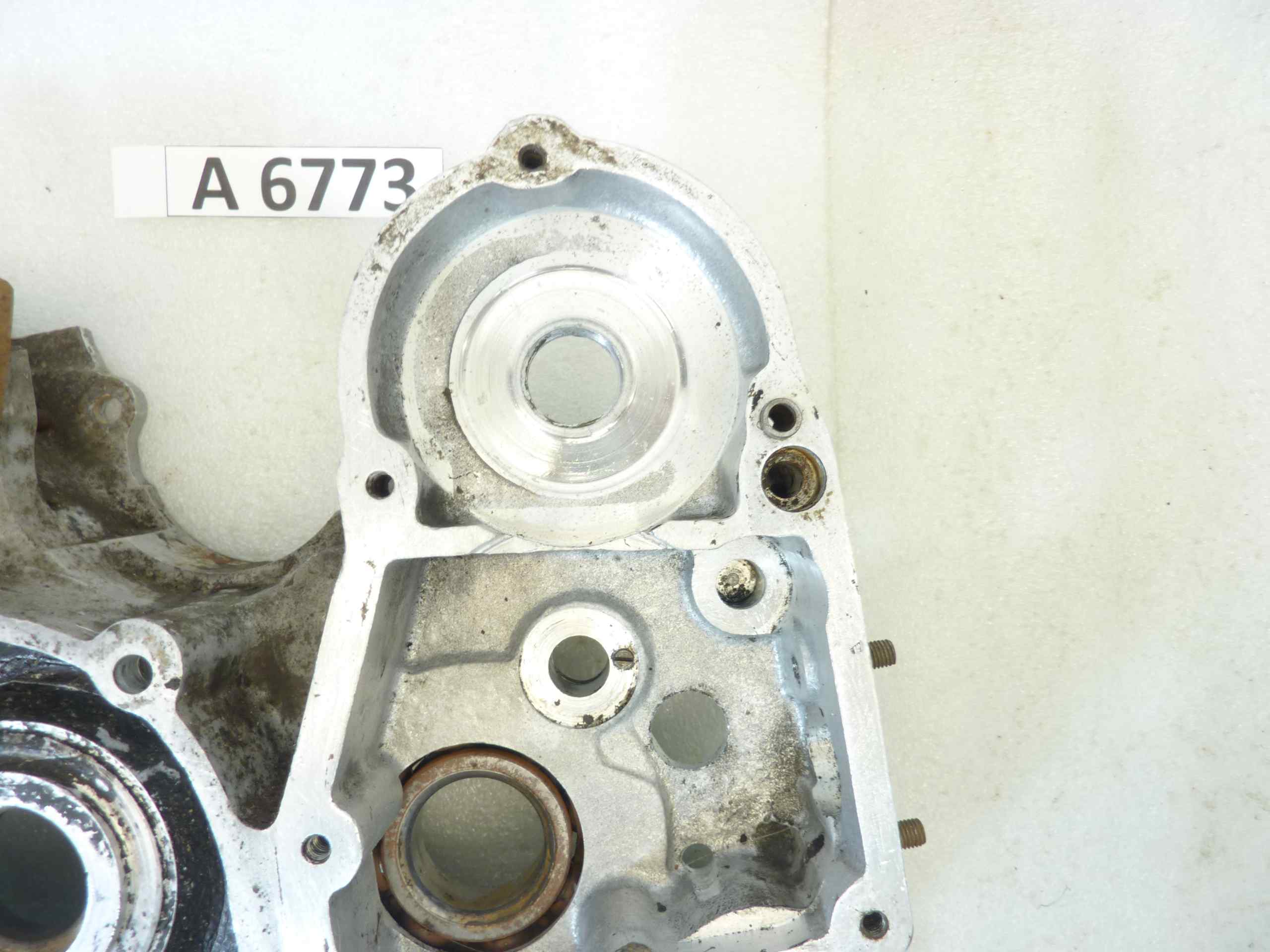 Basamento carter motore Guzzi Superalce cod M9103 destro sigla motore 95429 - immagine 4