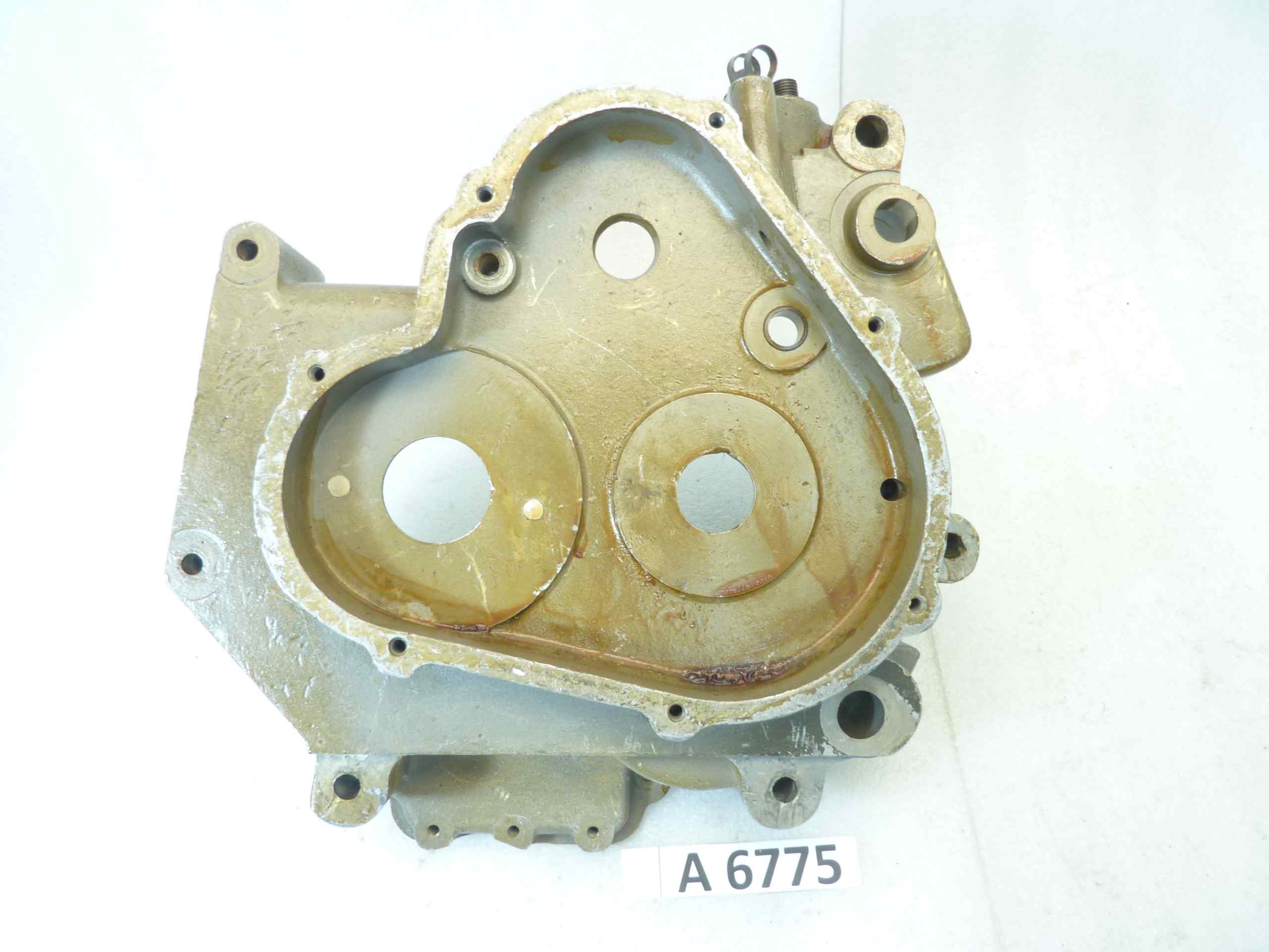 Basamento carter motore Guzzi Superalce cod M9104 sinistro sigla motore 104164