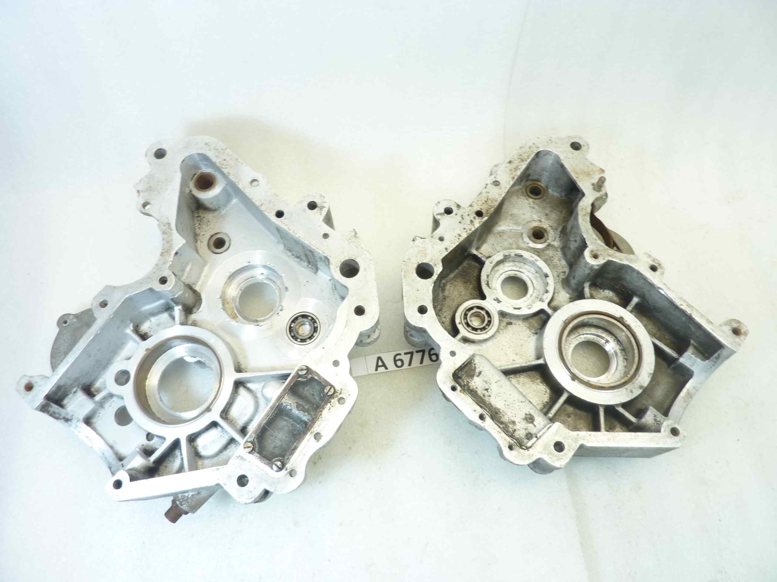 Basamento carter motore Guzzi Superalce cod M9104 M9103 sigla motore 72039 74769 - immagine 7