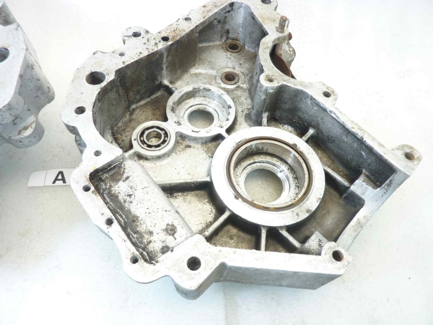 Basamento carter motore Guzzi Superalce cod M9104 M9103 sigla motore 72039 74769 - immagine 10