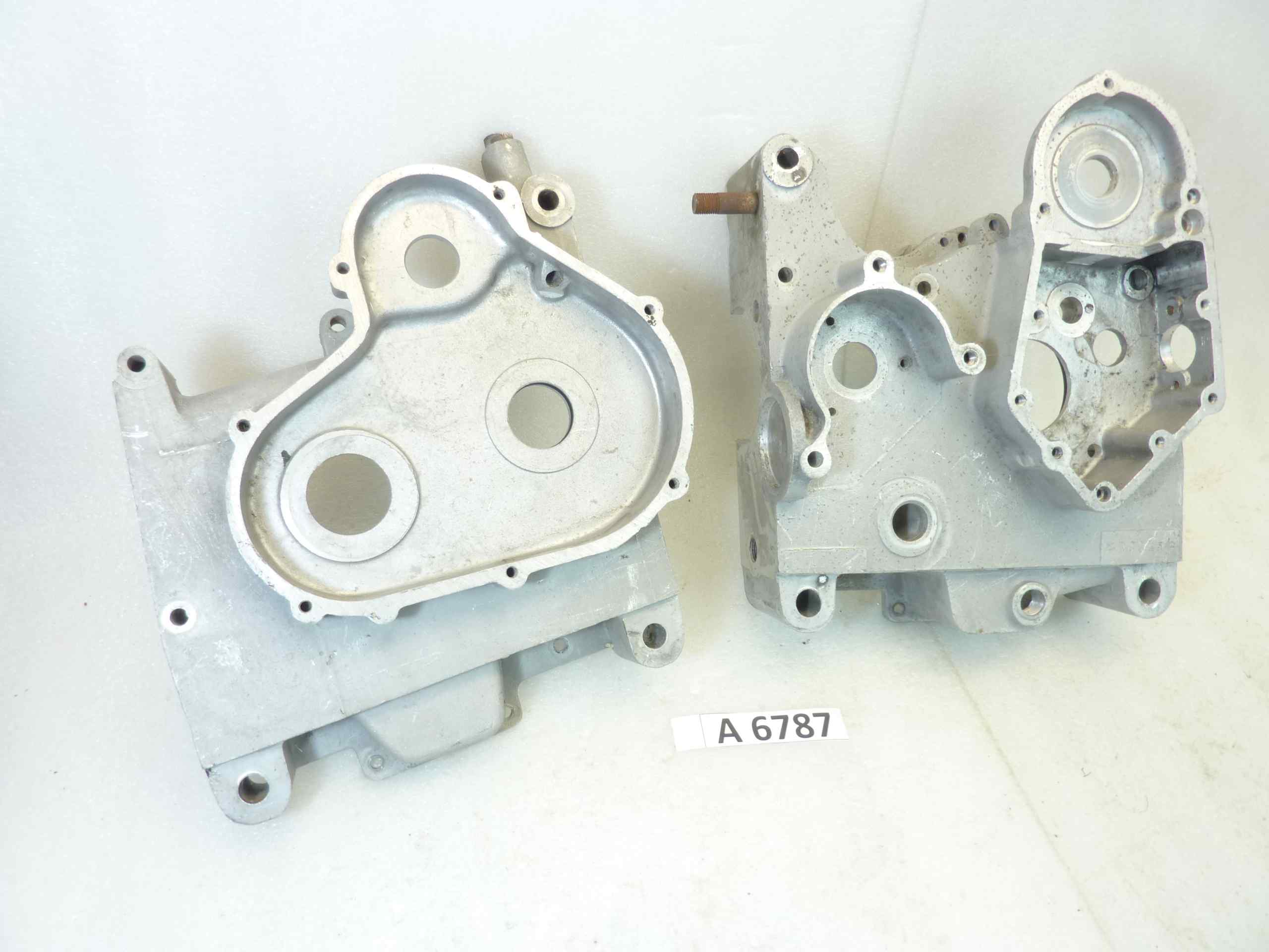 Basamento carter motore Guzzi Ercole 500 Motocarro cod 25041 25040 sigla motore ECC45 EDG42