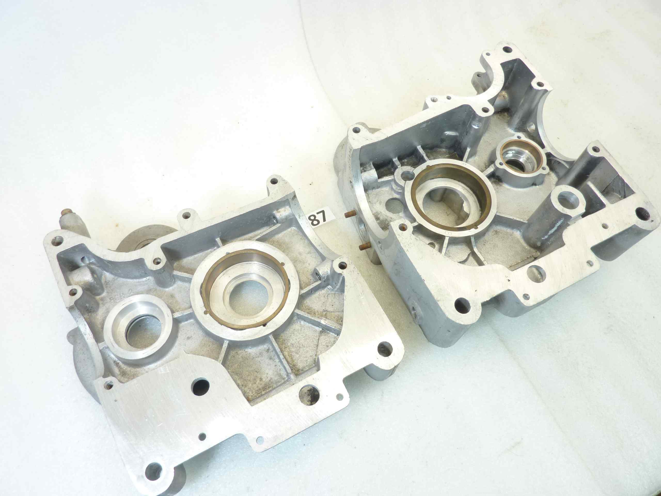 Basamento carter motore Guzzi Ercole 500 Motocarro cod 25041 25040 sigla motore ECC45 EDG42 - immagine 8