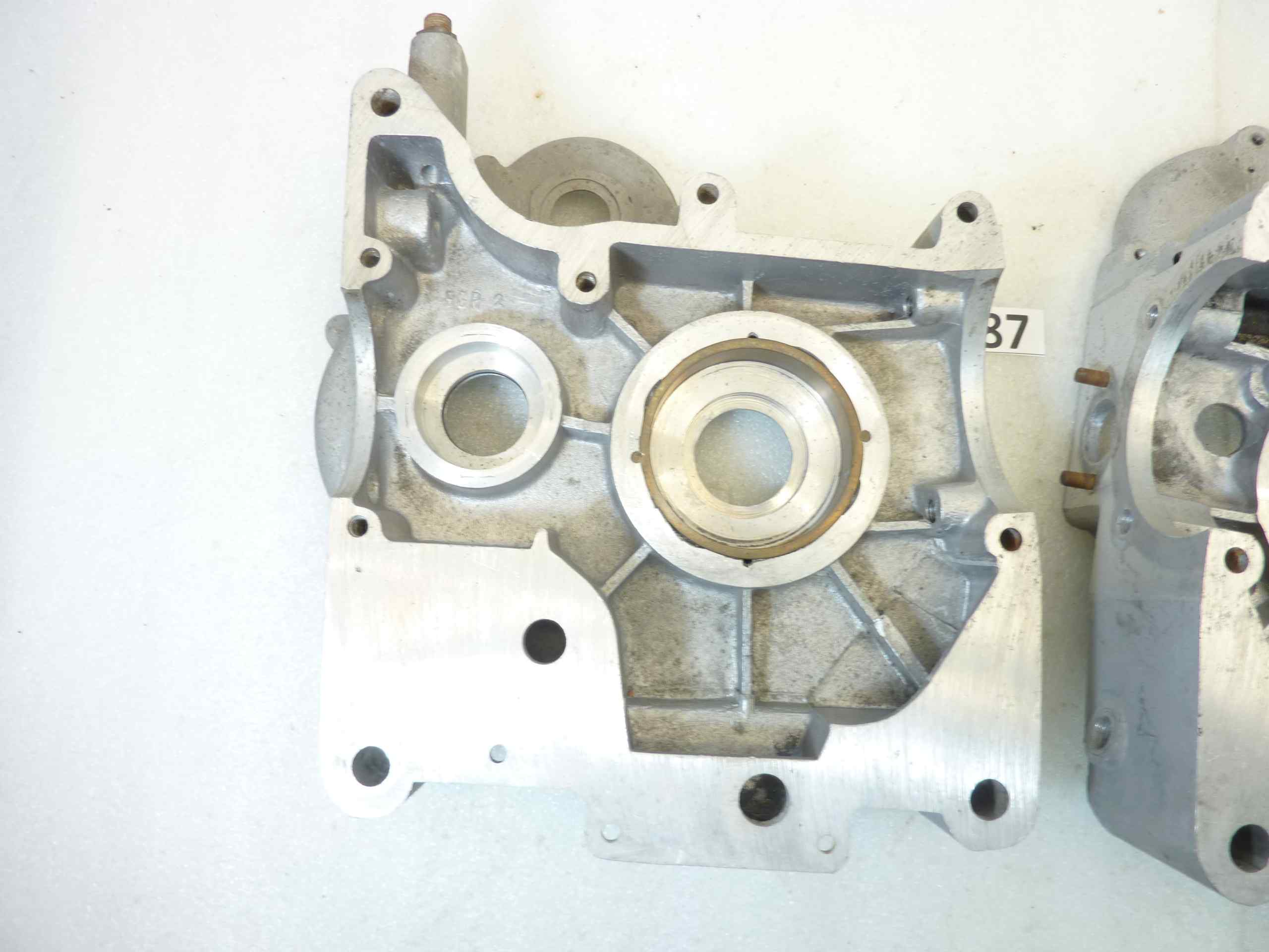 Basamento carter motore Guzzi Ercole 500 Motocarro cod 25041 25040 sigla motore ECC45 EDG42 - immagine 9