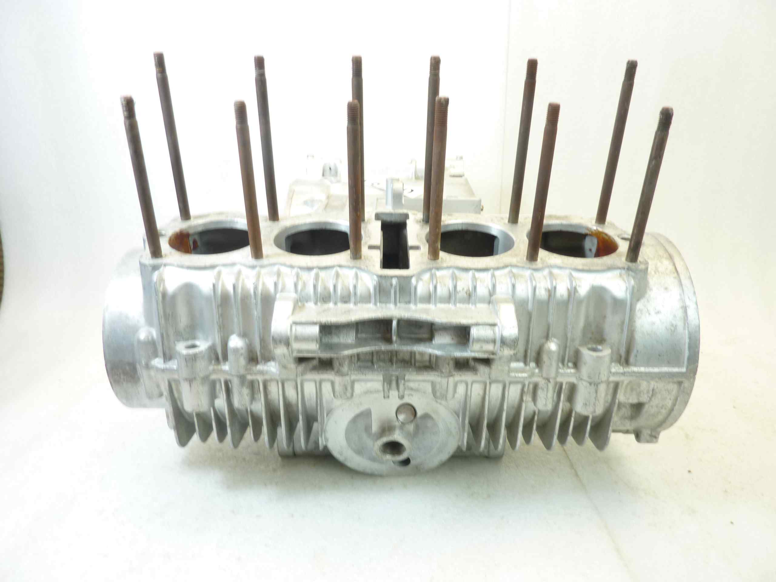 Basamento carter motore Benelli Guzzi 350 400 GTS cod B2BA 2522 23 S122/G 62000700 sigla motore 010022 - immagine 6