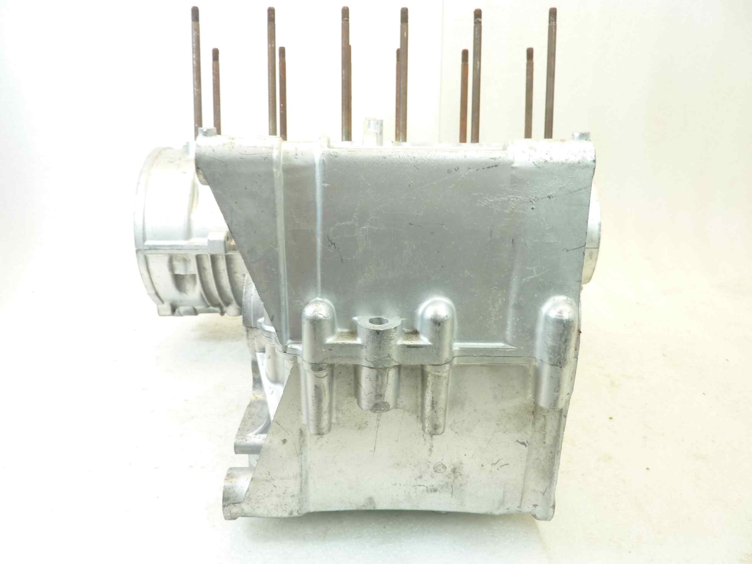 Basamento carter motore Benelli Guzzi 350 400 GTS cod B2BA 2522 23 S122/G 62000700 sigla motore 010022 - immagine 12