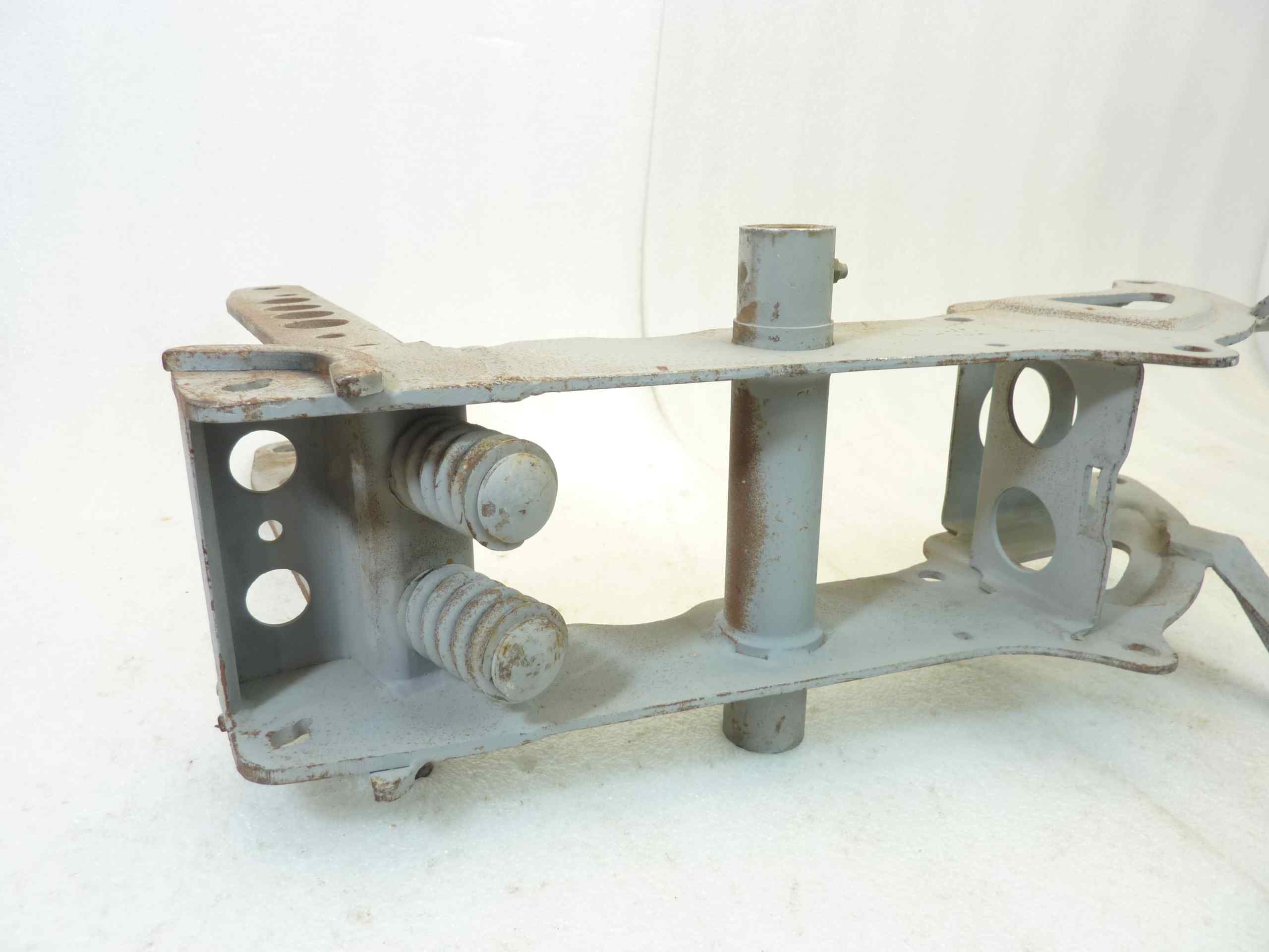 Telaio posteriore Guzzi Airone 250 supporto squadra cod T16015 grezzo 4 fori nuovo fondo di magazzino - immagine 7