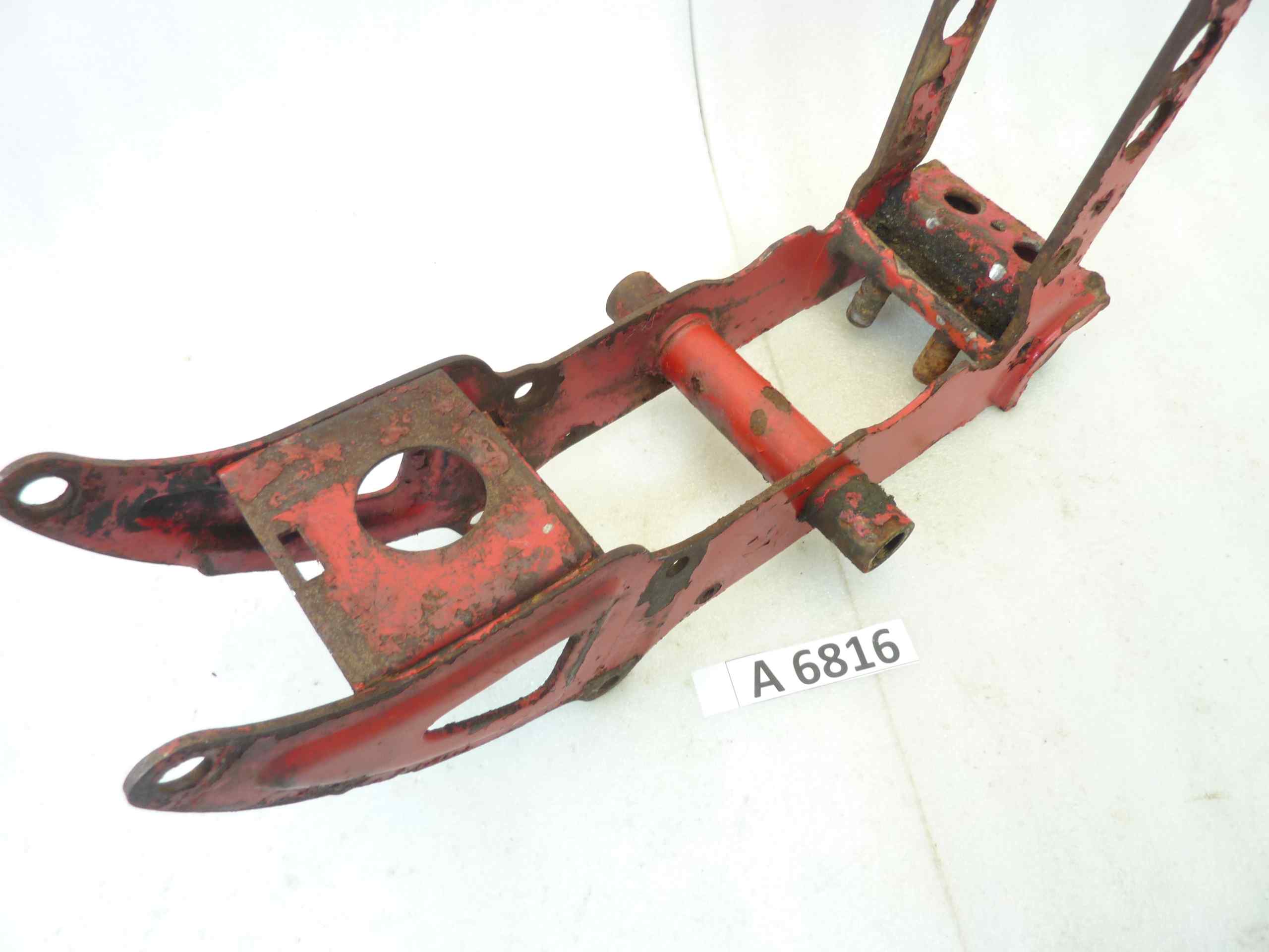 Telaio posteriore Guzzi Airone 250 supporto squadra cod T16015 4 fori - immagine 3