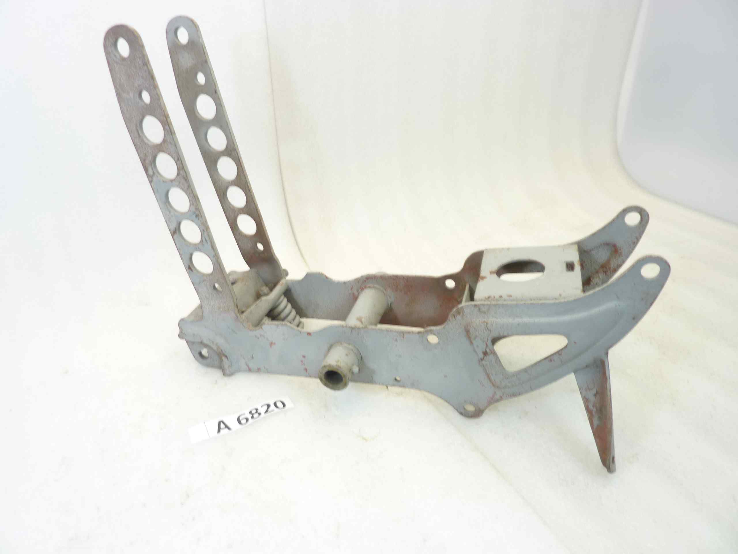 Telaio posteriore Guzzi Airone 250 supporto squadra cod T16015 T16475 5 fori nuovo fondo di magazzino - immagine 5