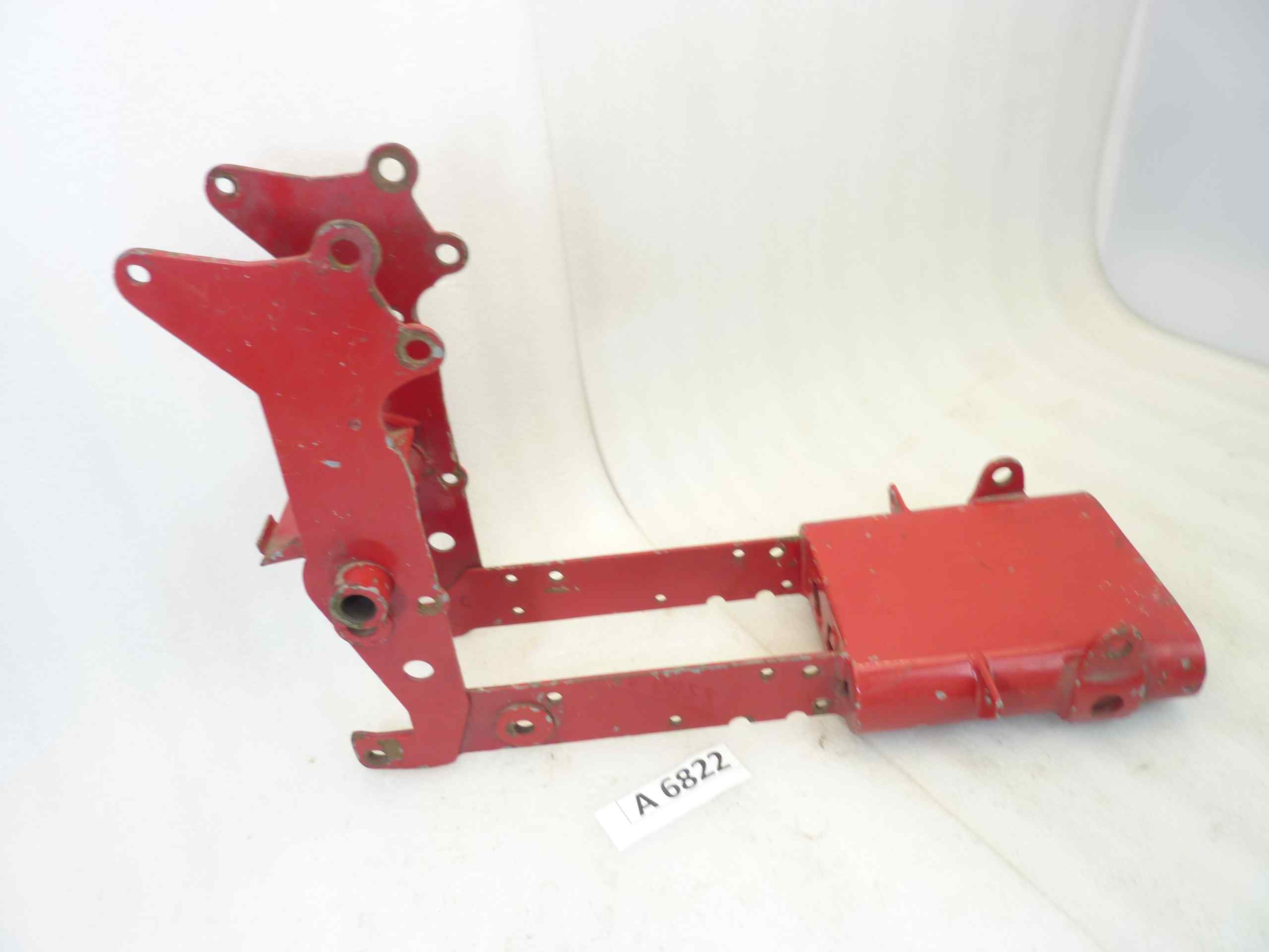 Telaio inferiore Guzzi Superalce cod T9706 supporto motore - immagine 2