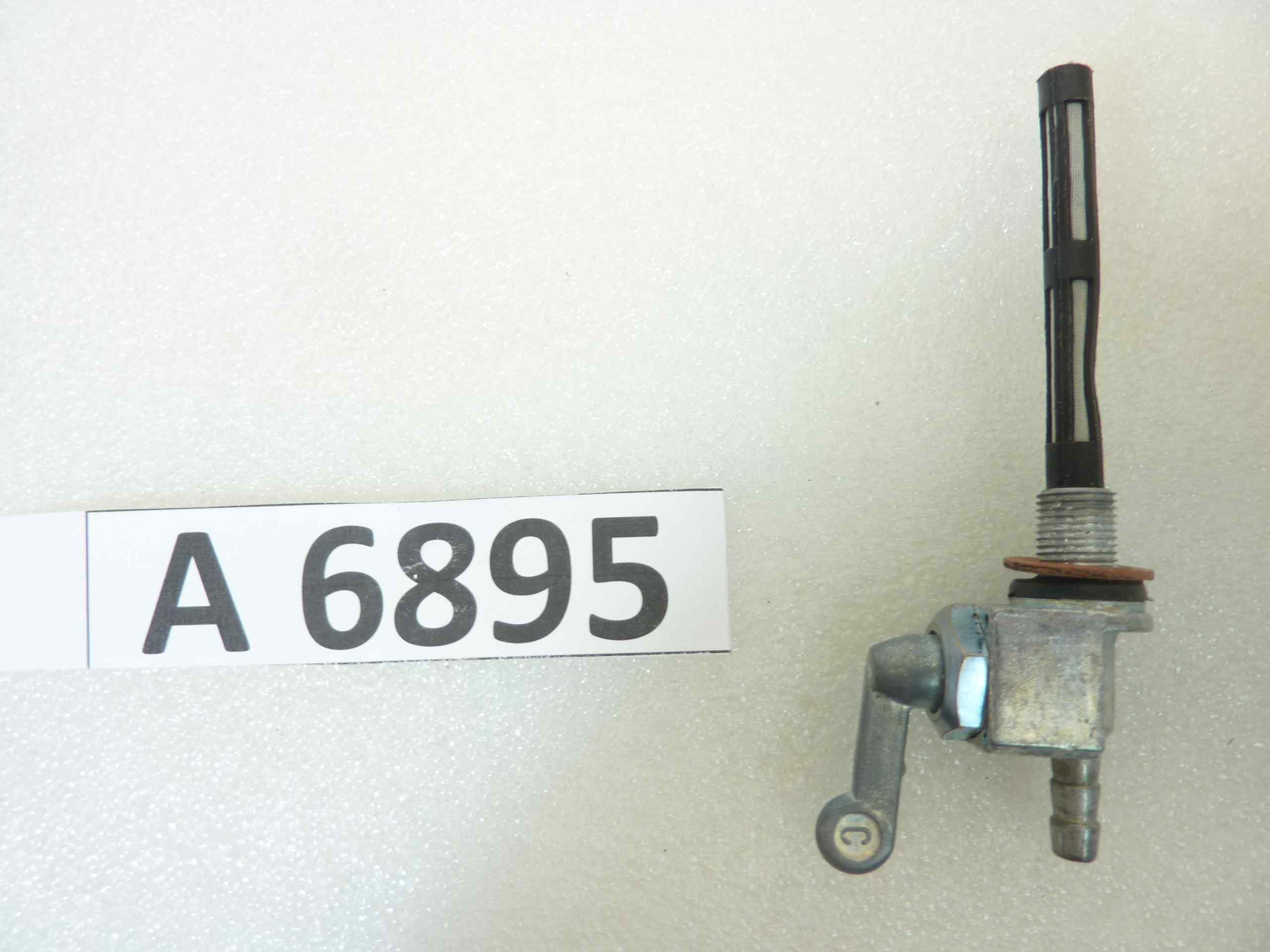 Rubinetto benzina Moto epoca diam filetto 10 mm nuovo fondo di magazzino - immagine 4