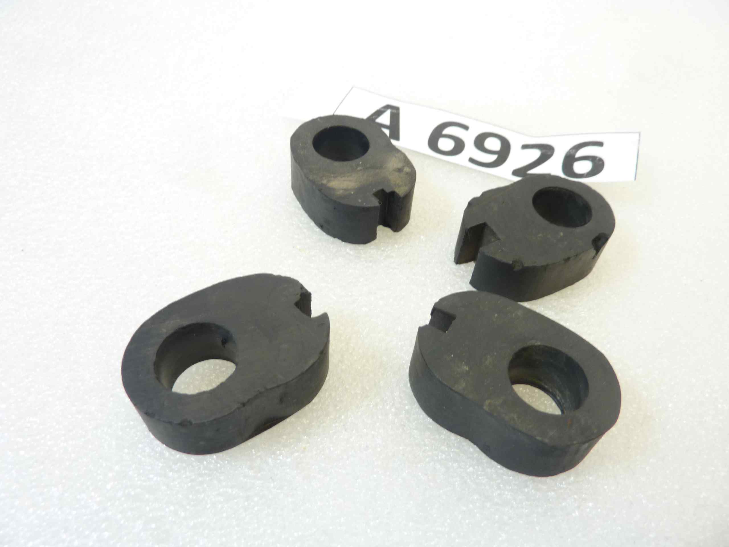 Parastrappi Guzzi Gilera vari modelli 26 x 36 x 13 mm nuovo fondo di magazzino - immagine 3