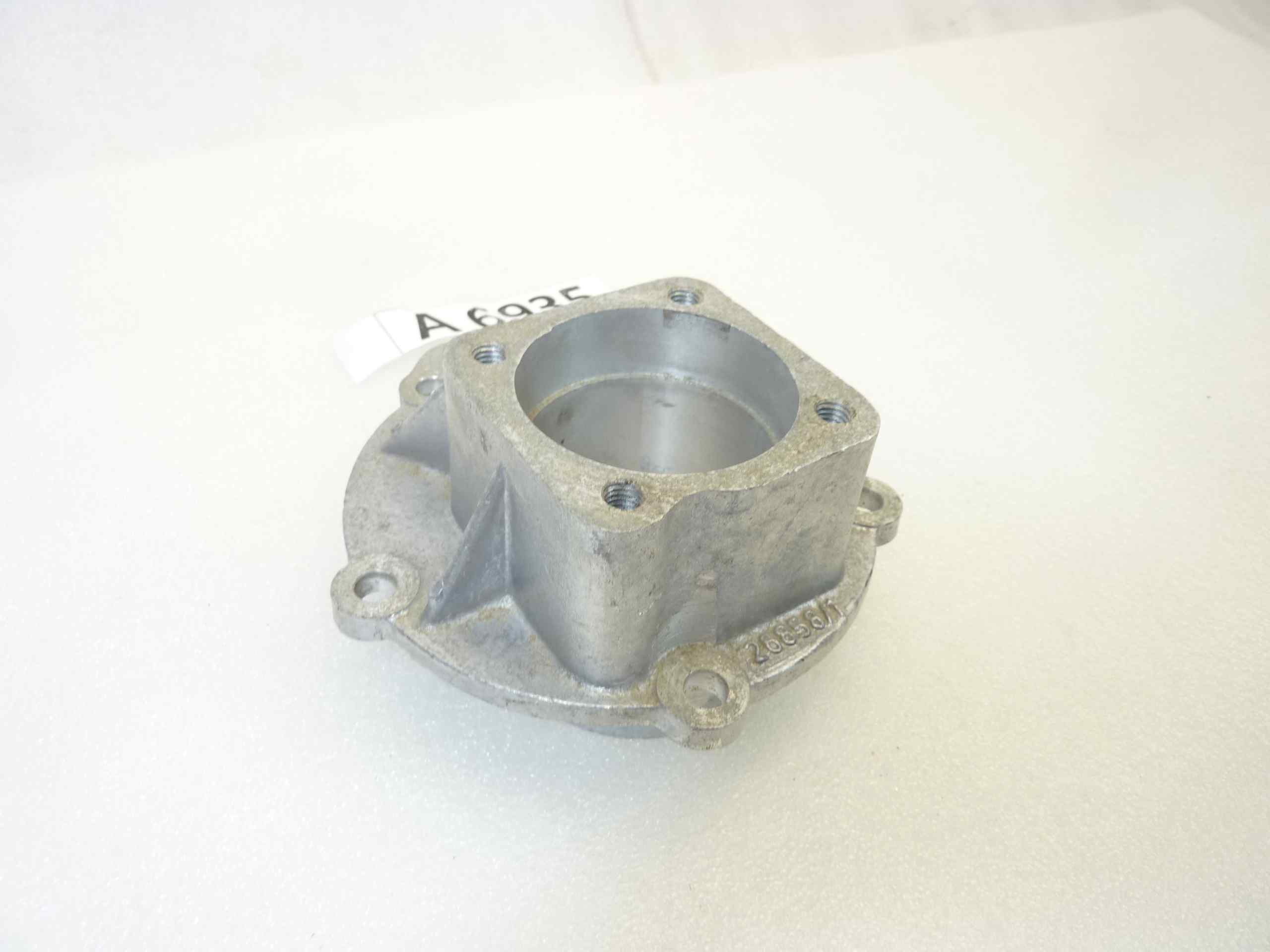 Coperchio posteriore scatola cambio Guzzi Ercolino 192 1959 cod 268581 nuovo fondo di magazzino - immagine 2