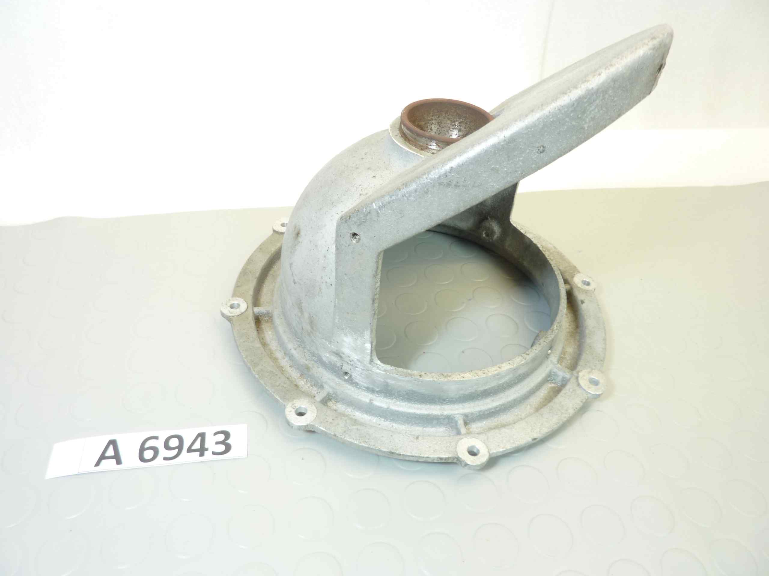 Cuffia coperchio basamento doppio diffuzore Guzzi Mulo meccanico 3x3 cod 49354 47182800 vedi foto - leggi descrizione - nuovo fondo di magazzino