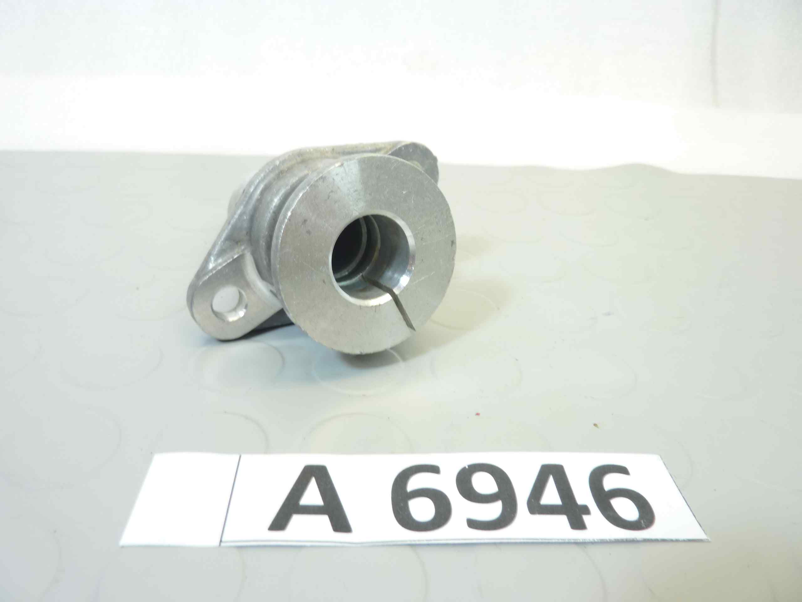 Corpo supporto distributore accensione Guzzi Mulo meccanico 3x3 49445 47715800 vedi foto - leggi descrizione - nuovo fondo di magazzino - immagine 4